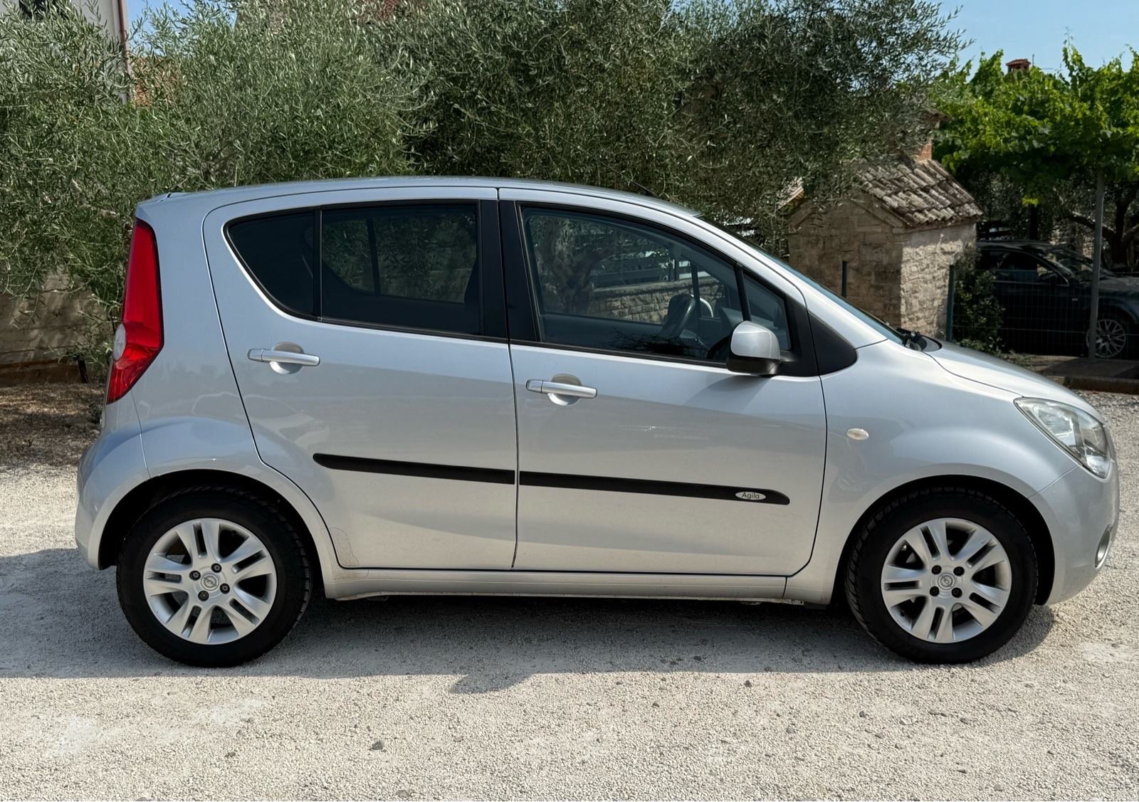 OPEL Agila 1.0 EcoFlex *5 vrata/sva oprema/samo 159 000 km*, fotografija 9