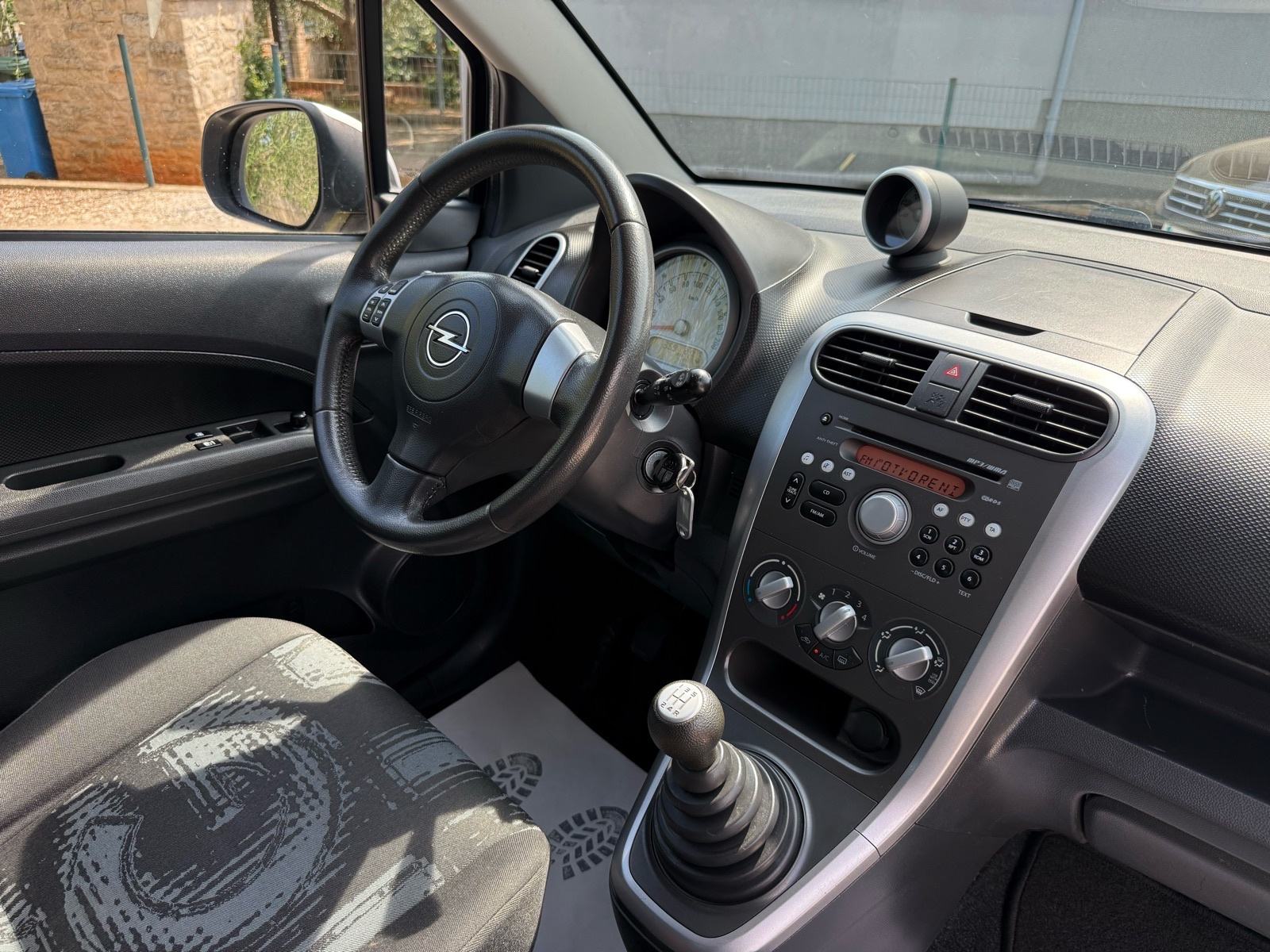 OPEL Agila 1.0 EcoFlex *5 vrata/sva oprema/samo 159 000 km*, fotografija 19