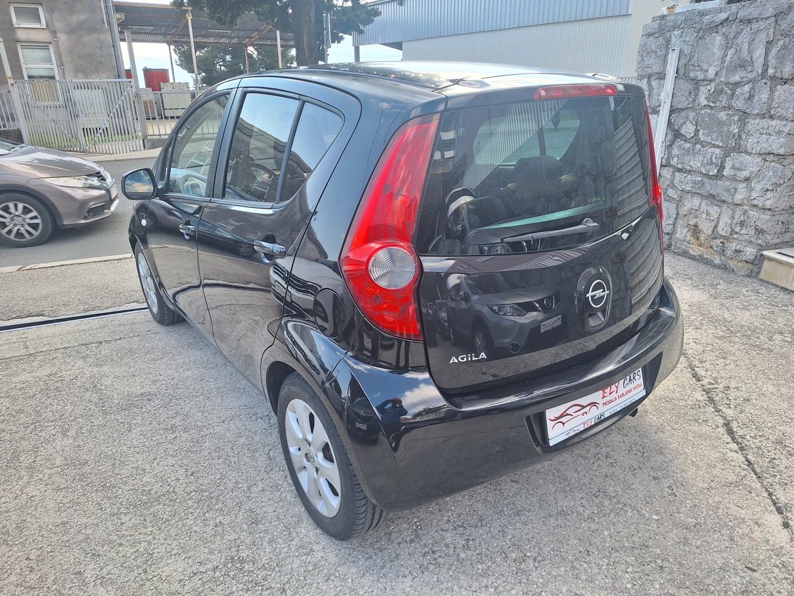 Opel Agila 1,2, fotografija 4