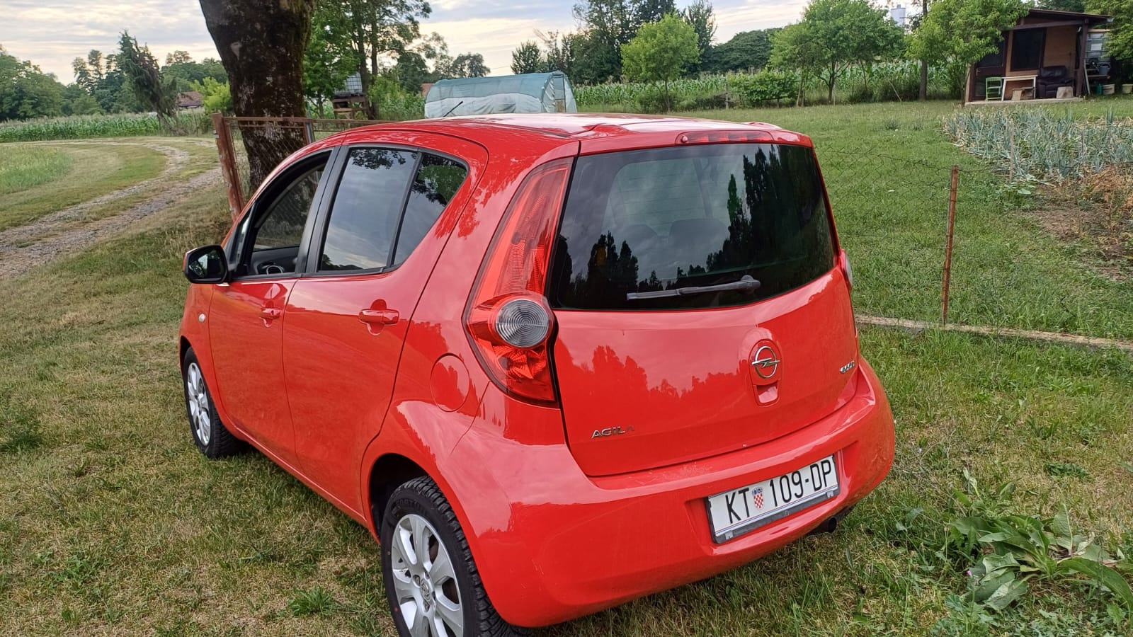 Opel Agila 1,3, fotografija 4
