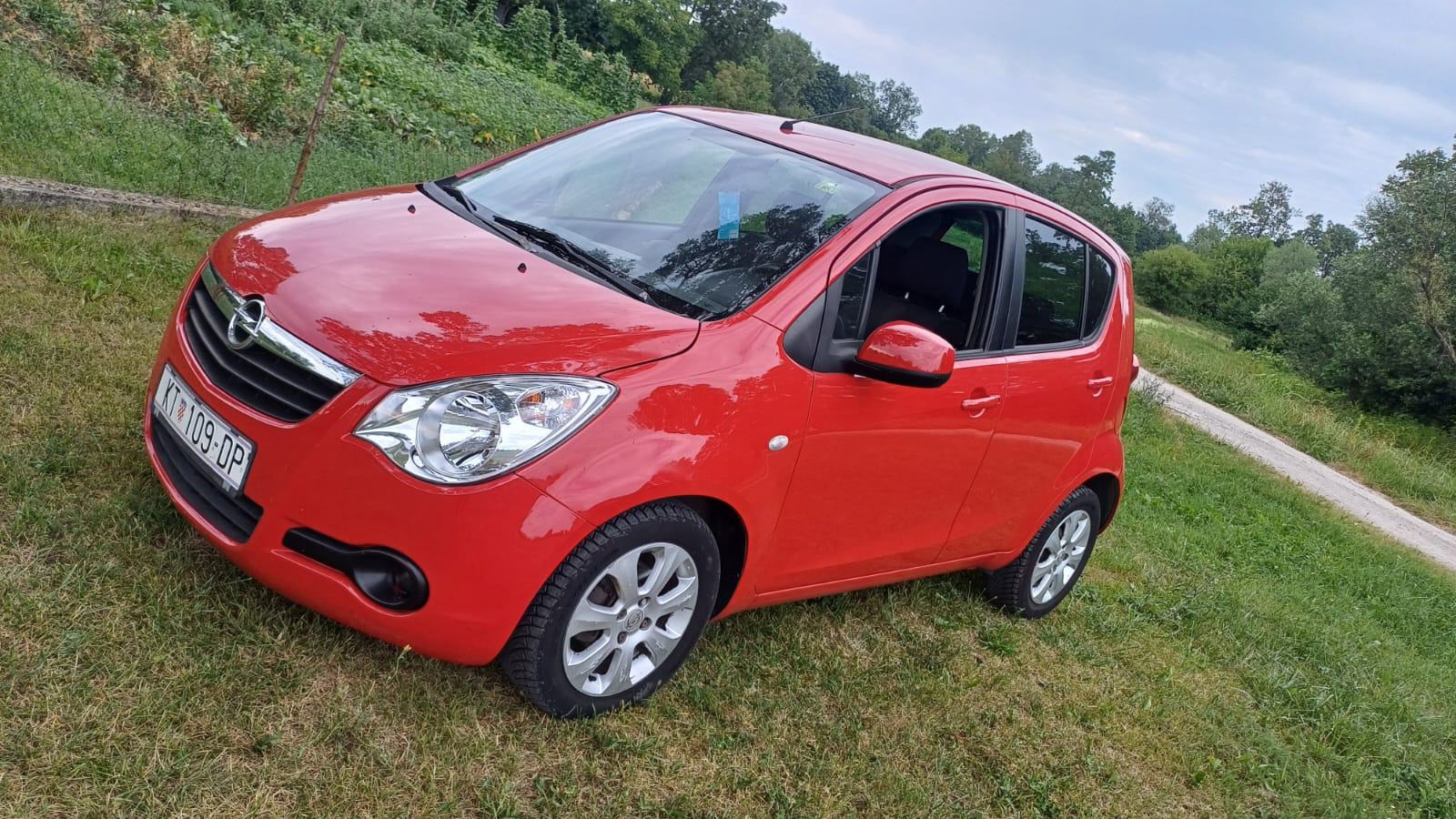 Opel Agila 1,3, fotografija 8