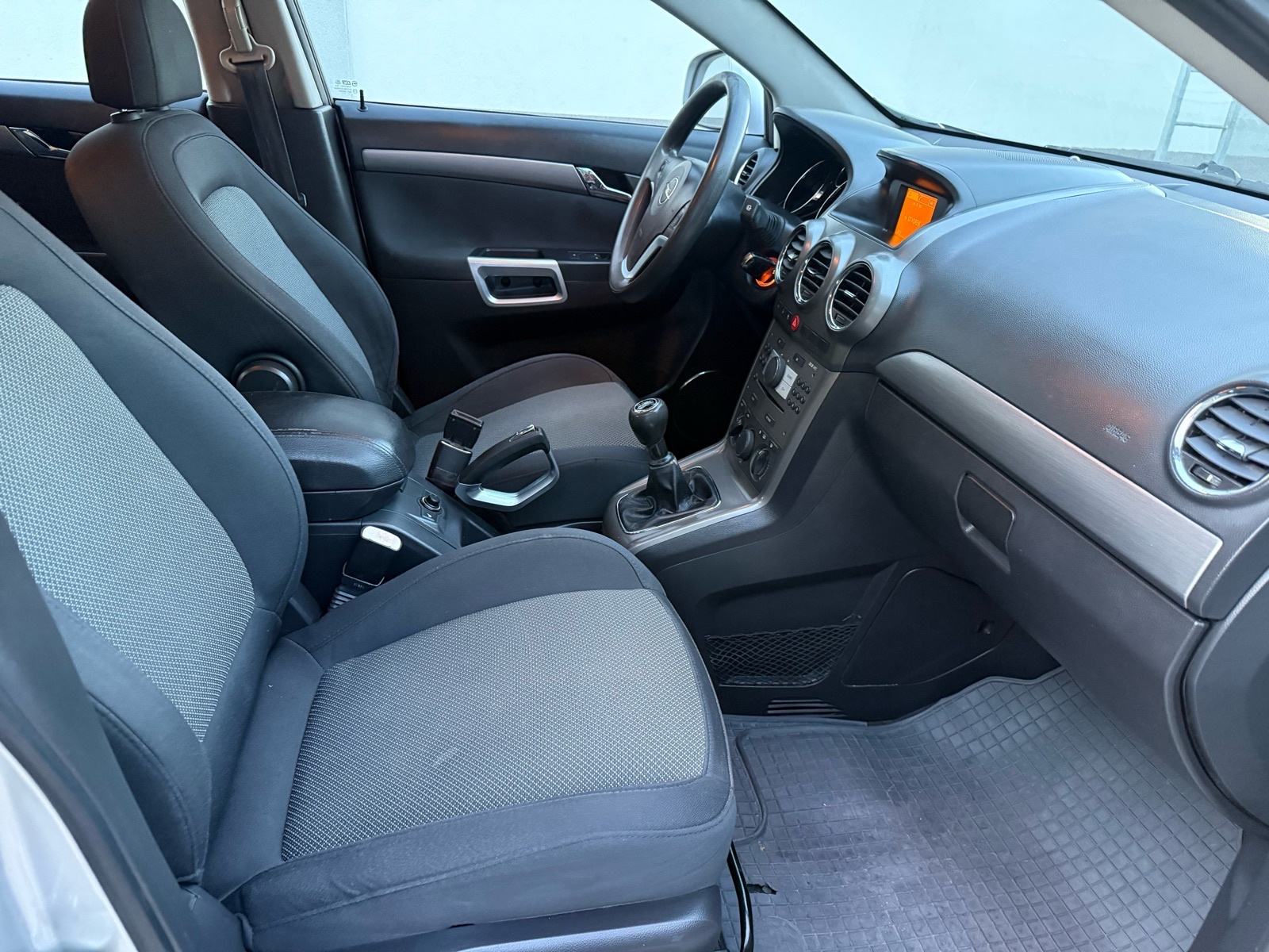 Opel Antara AWD 2,0, fotografija 10