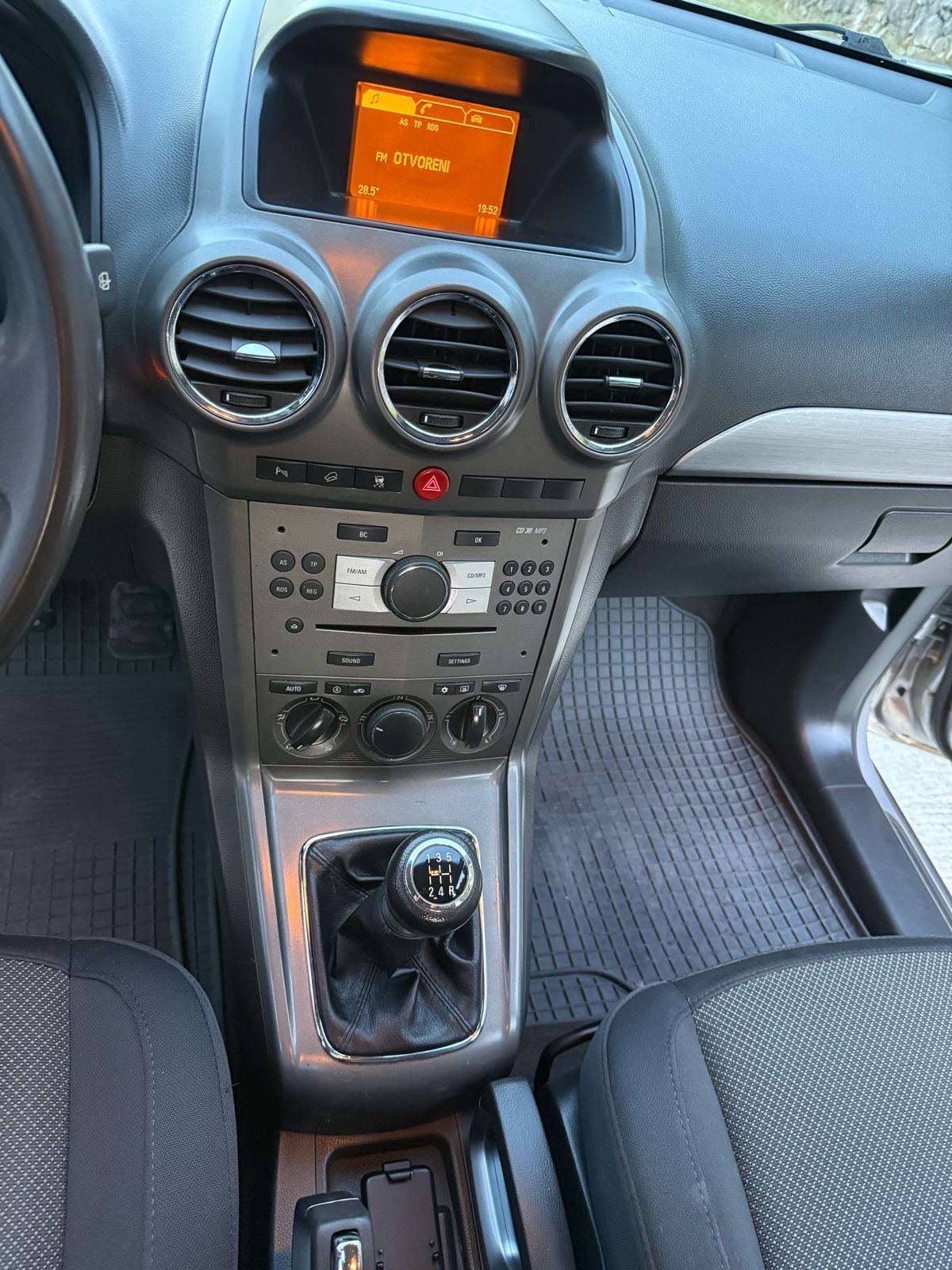 Opel Antara AWD 2,0, fotografija 11
