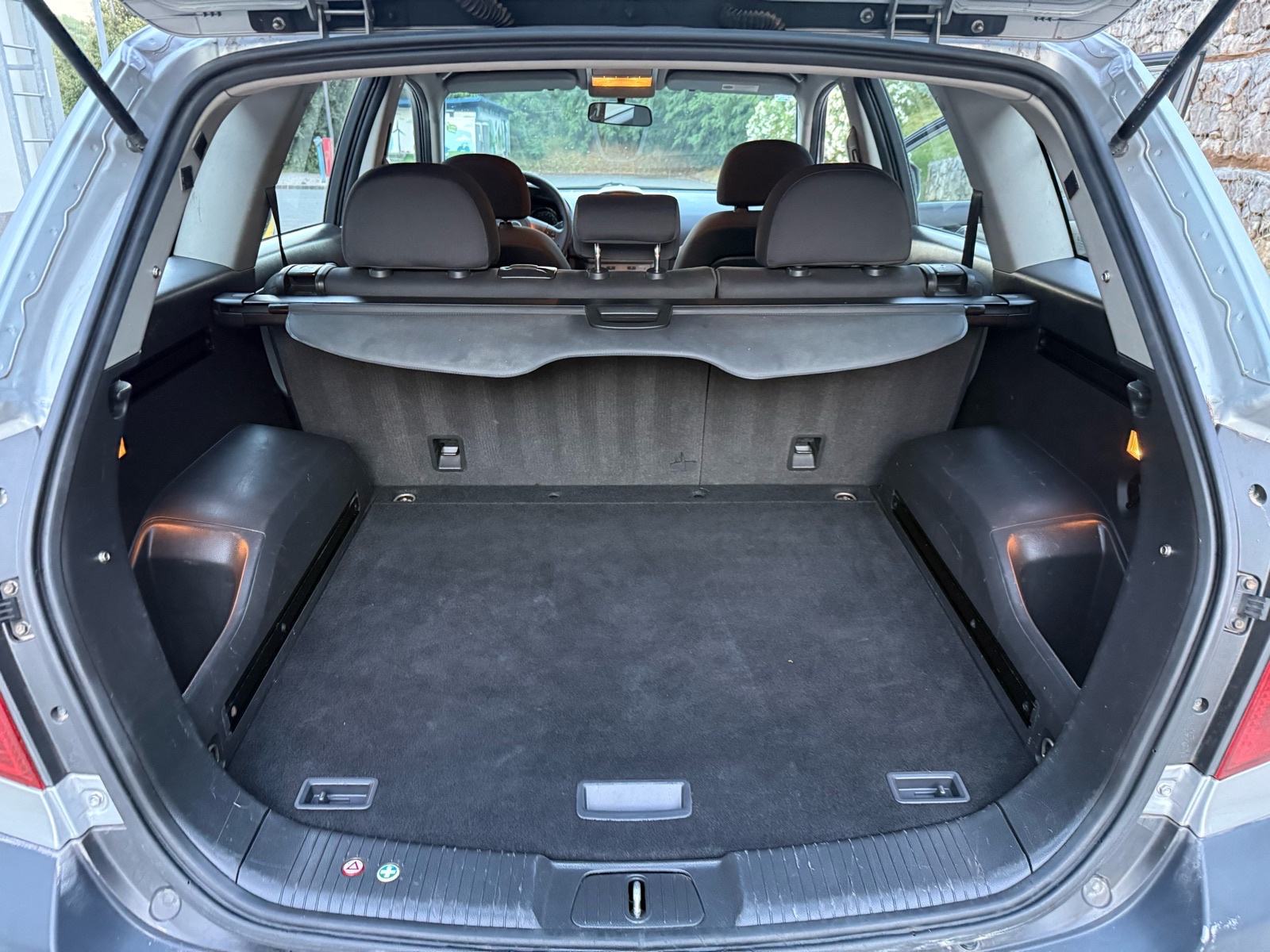 Opel Antara AWD 2,0, fotografija 12