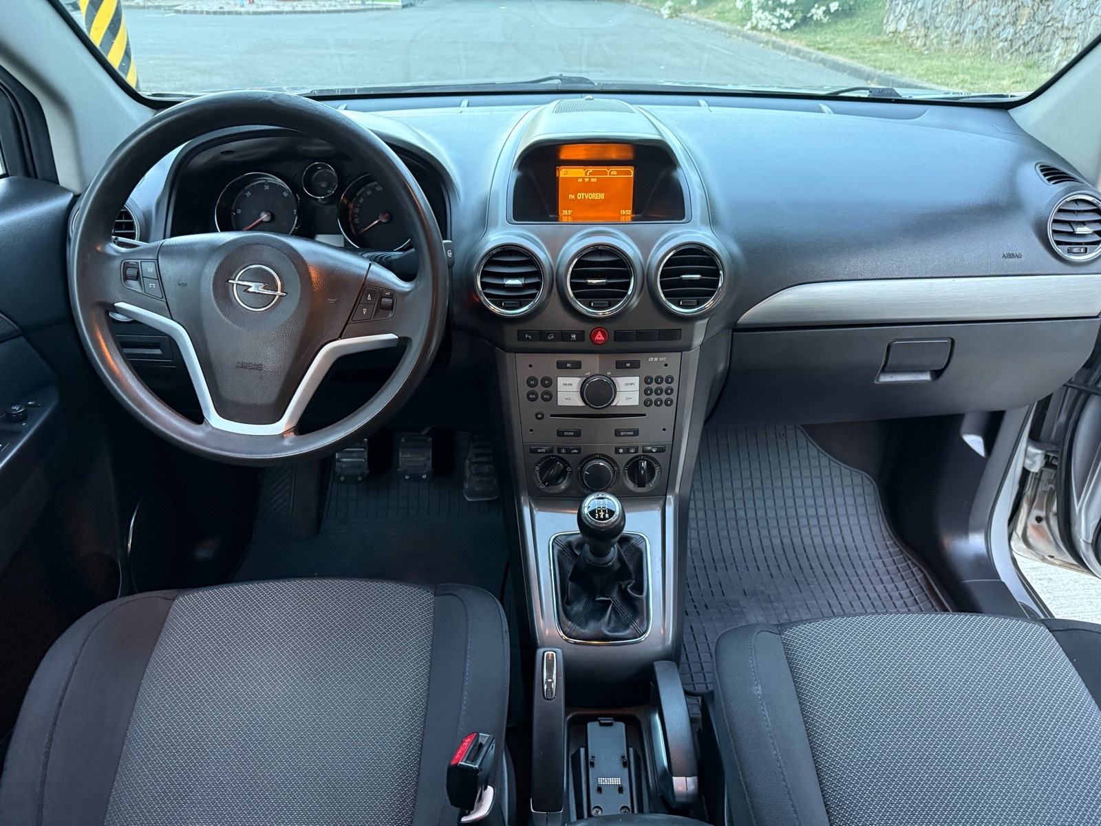 Opel Antara AWD 2,0, fotografija 17