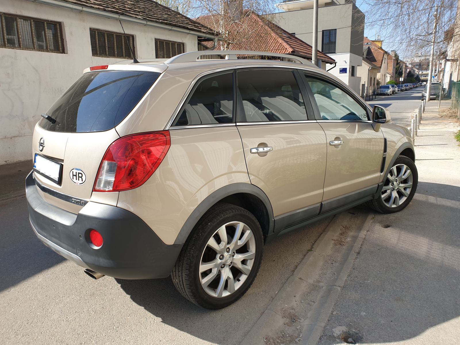 Opel Antara AWD 2.2 CDTI 4x4, HR Auto, Ksenon, Alu, fotografija 4