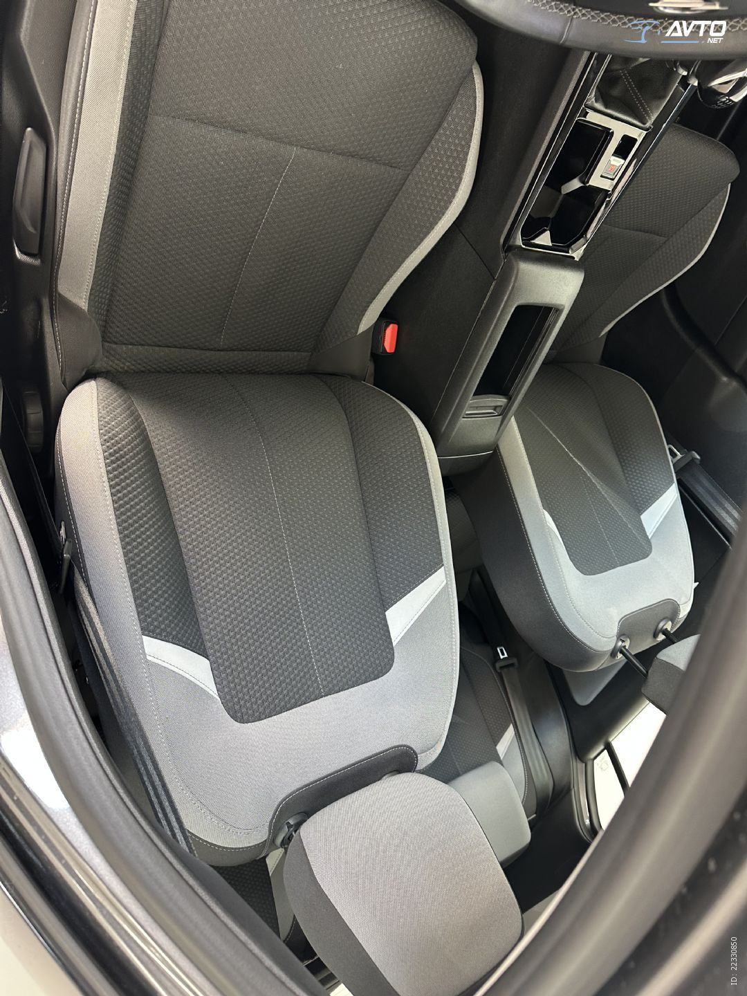 Opel Astra 1.2 Turbo Edition.KAMERA.LED.2023.SAMO 51.000 KM, fotografija 16