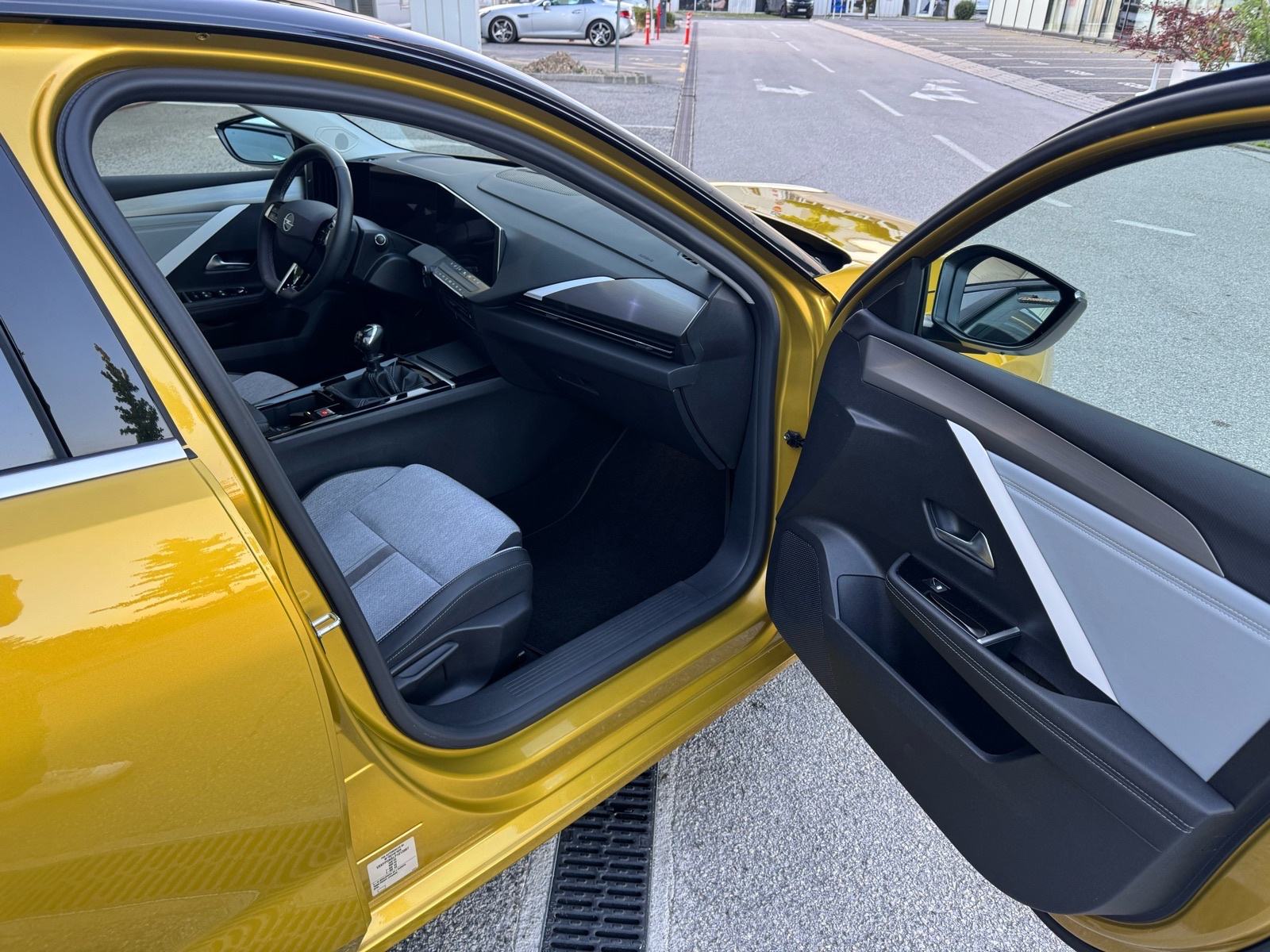 Opel Astra 1,2 Turbo *ELEGANCE,96 KW,ORIGINAL KM,2xKLJUČA,FULL OPREMA*, fotografija 12