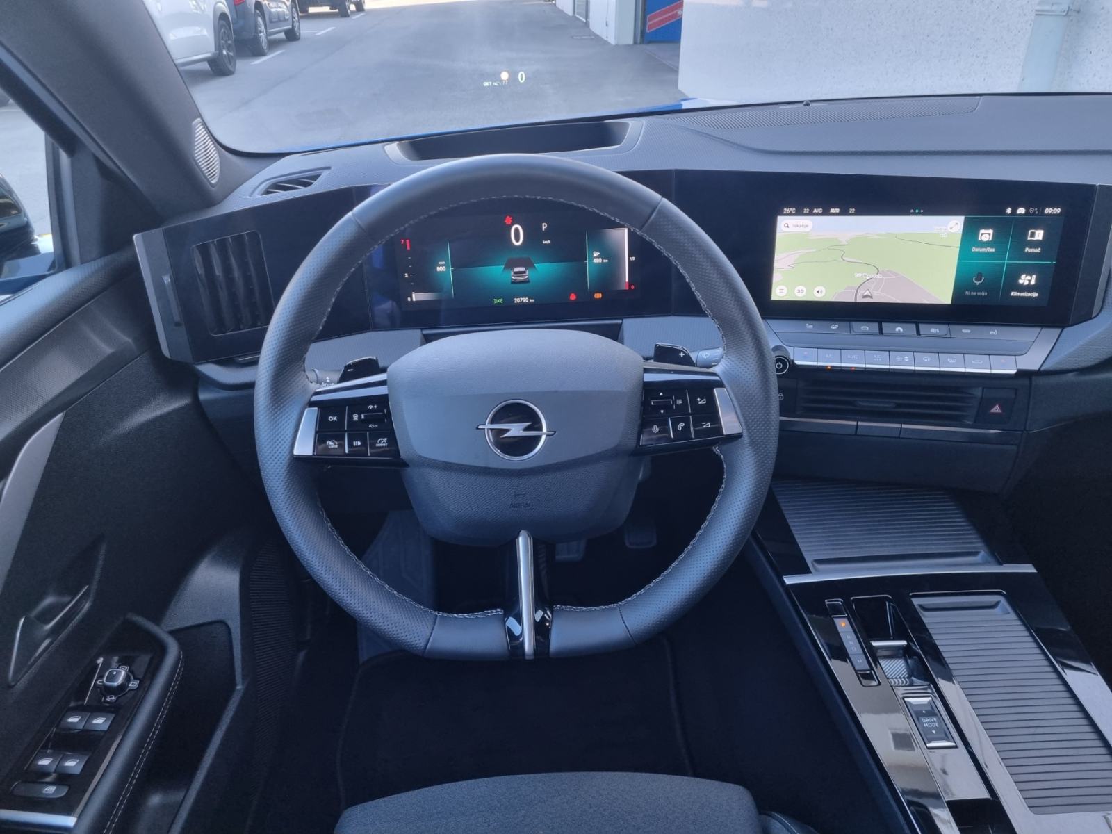 Opel Astra 1.2 Turbo GS Avtomatik - KOT NOV - SAMO 20.790km, fotografija 10