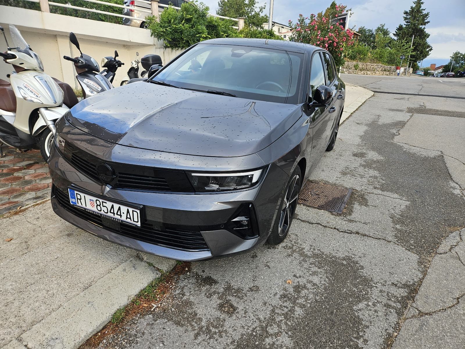 Opel Astra 1,2 Turbo GS LINE, fotografija 14