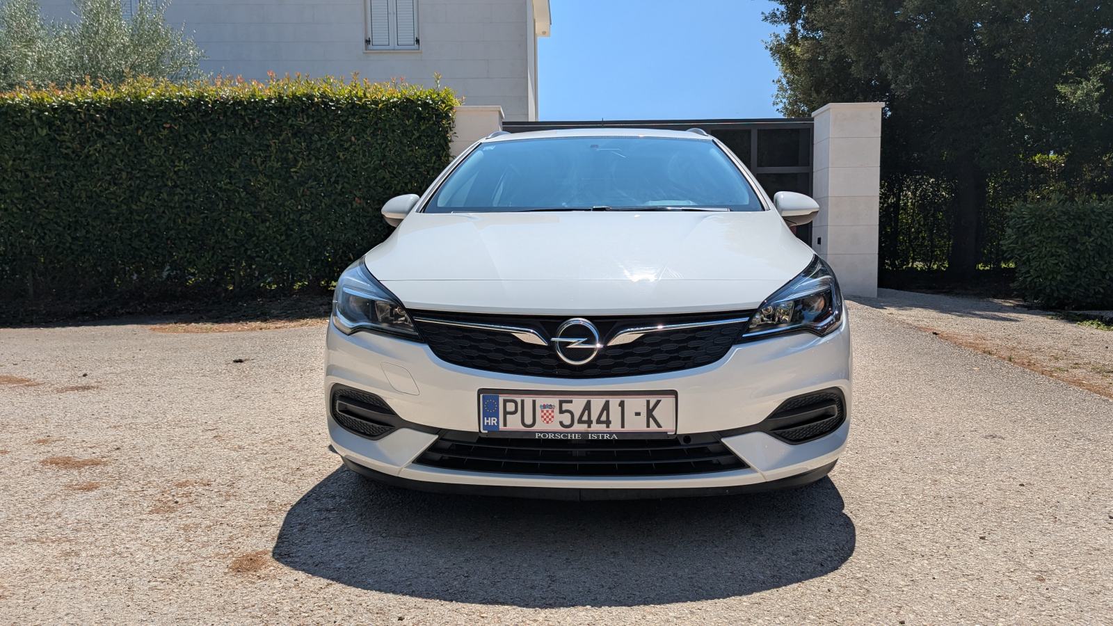 Opel Astra 1,2 Turbo, fotografija 6