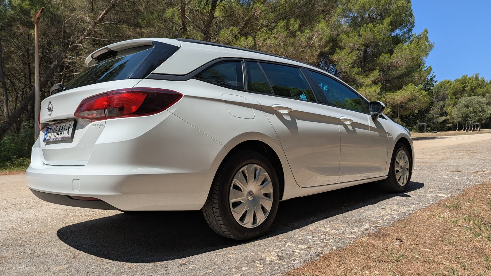 Opel Astra 1,2 Turbo, fotografija 10