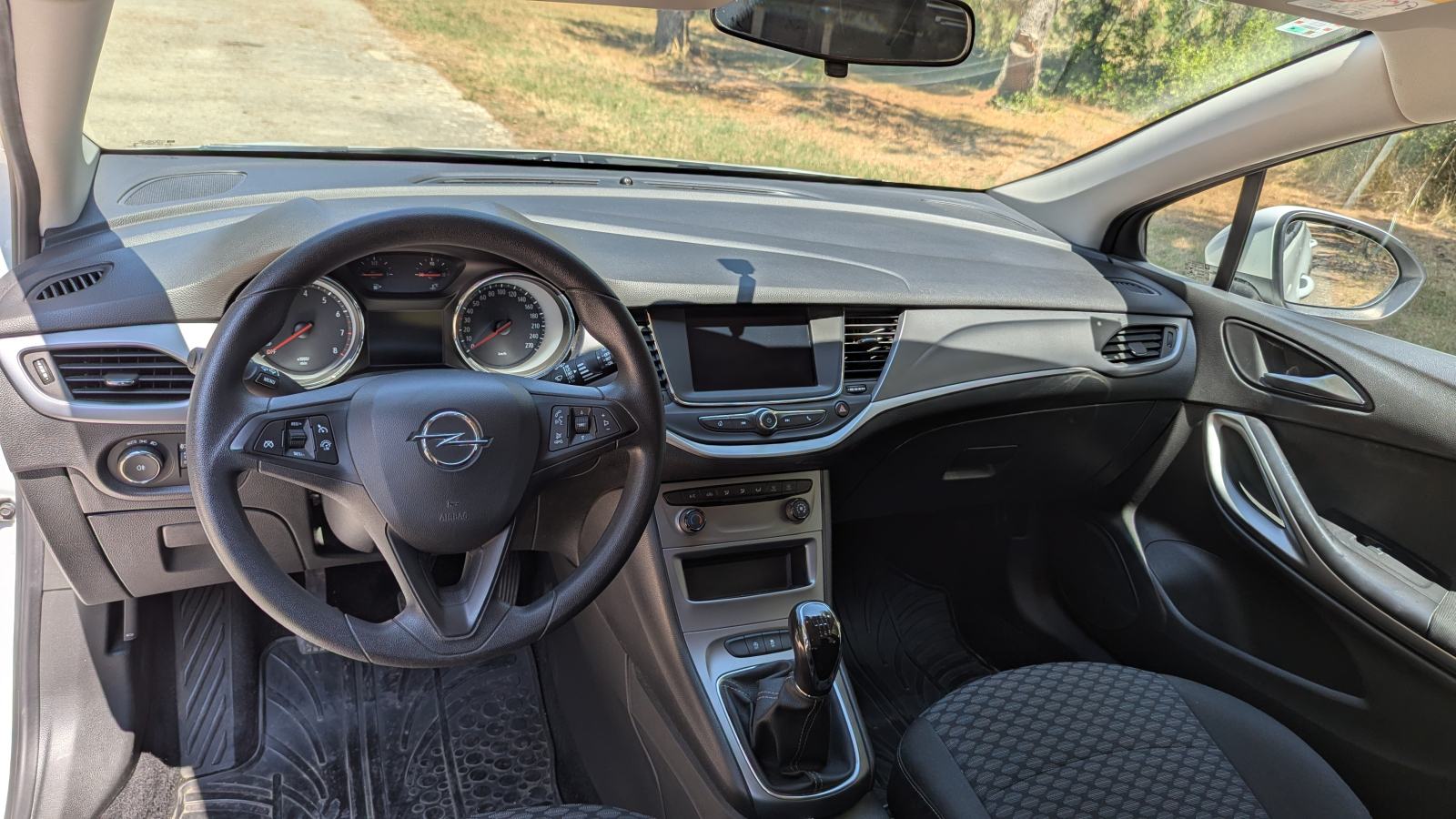 Opel Astra 1,2 Turbo, fotografija 20