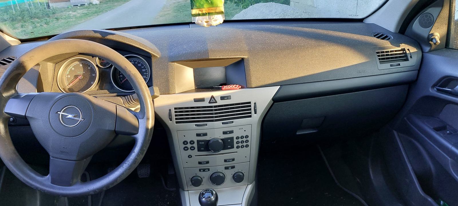 Opel Astra 1,3 CDTI, fotografija 4
