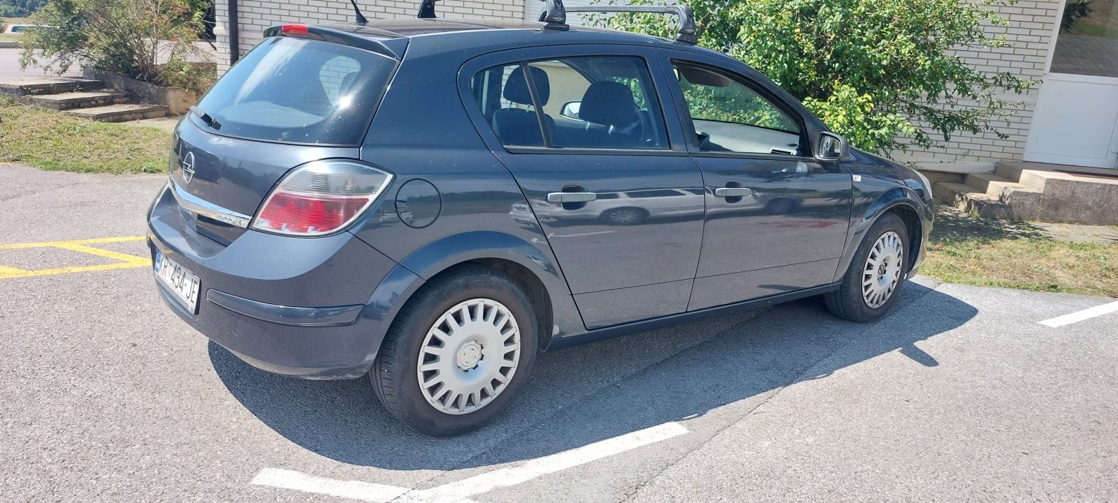 Opel Astra 1,3 CDTI, fotografija 6