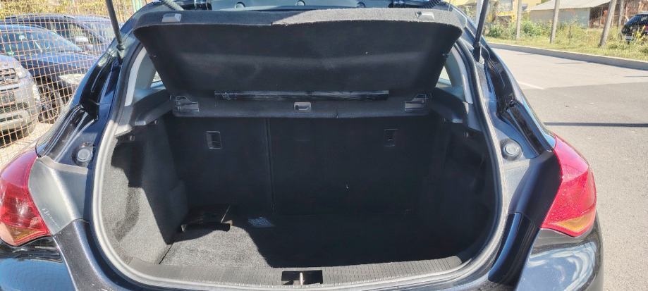 Opel Astra 1,3 CDTI, fotografija 13