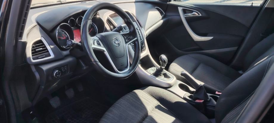 Opel Astra 1,3 CDTI, fotografija 14