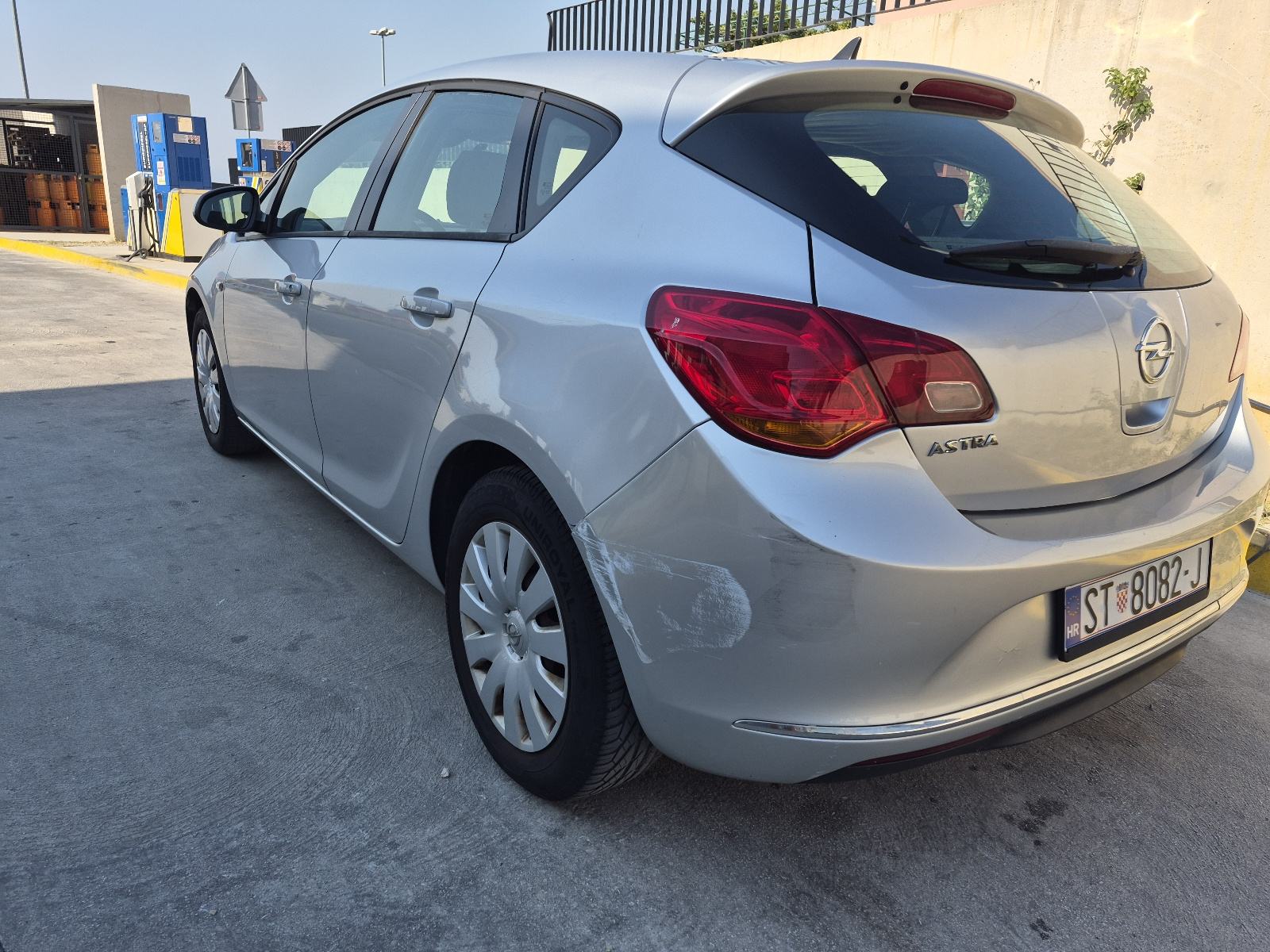Opel Astra 1.4, 143000 km, 2015 g., fotografija 3