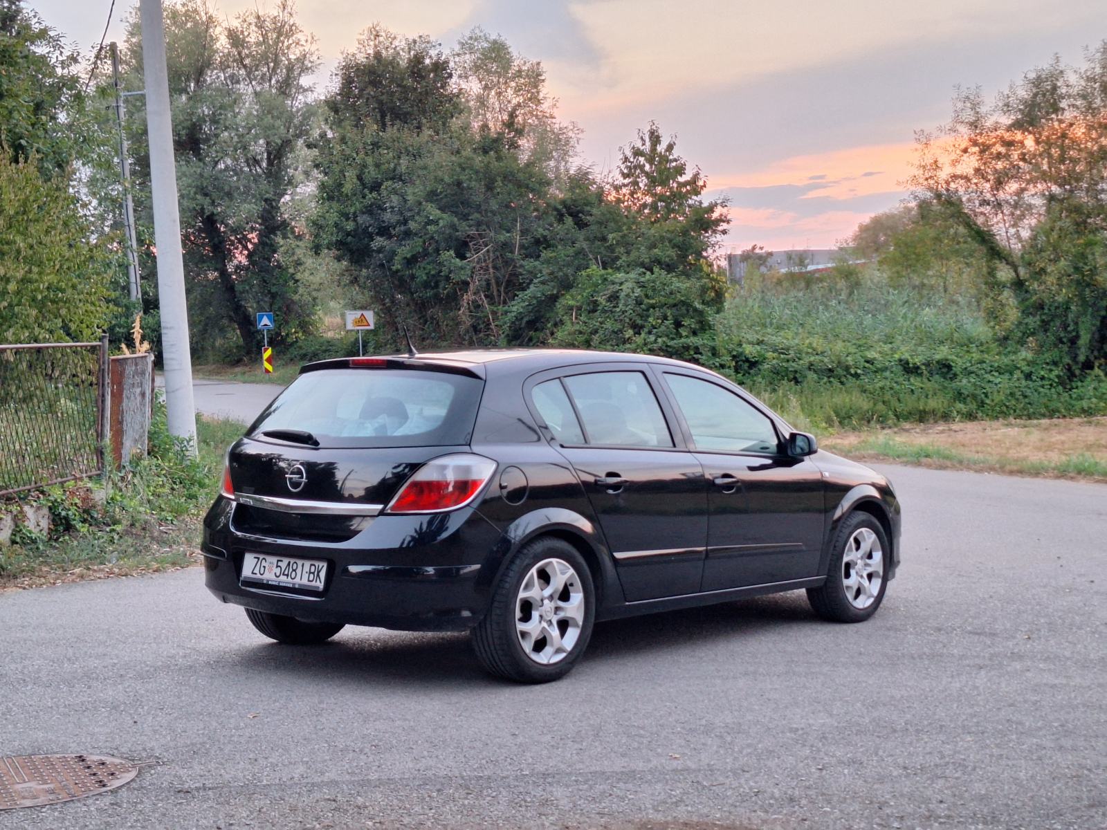 Opel Astra 1,4 i ,150 tkm kao nova, fotografija 6