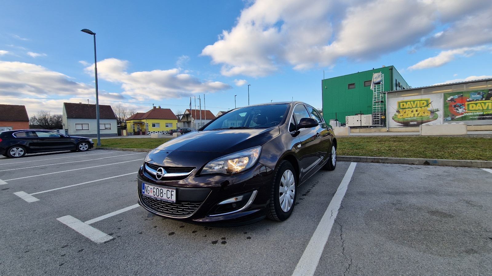 Opel Astra 1.4 16 V, fotografija 1