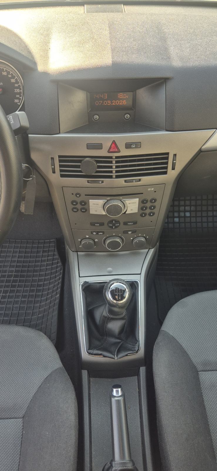 Opel Astra 1,4 16V Reg.03./2027., fotografija 4