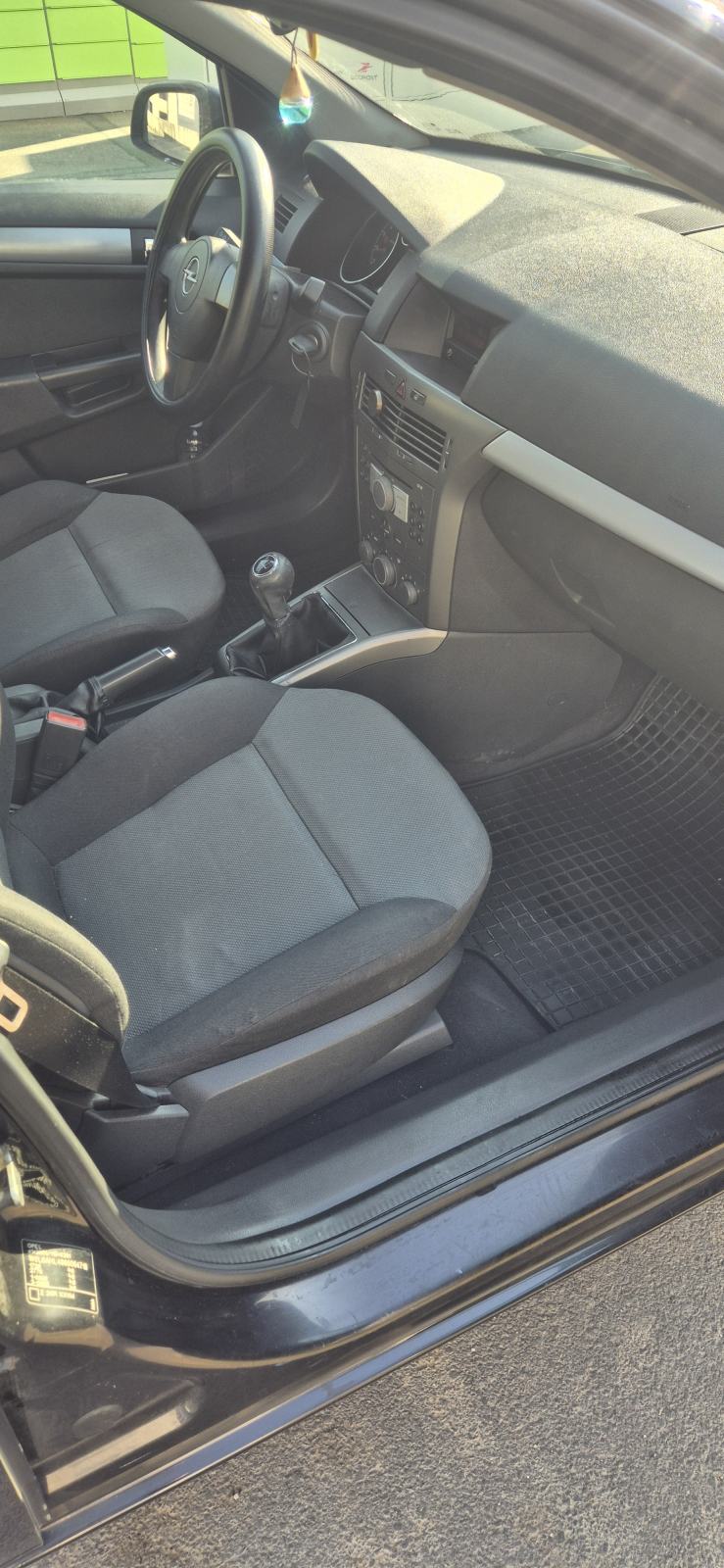 Opel Astra 1,4 16V Reg.03./2027., fotografija 5
