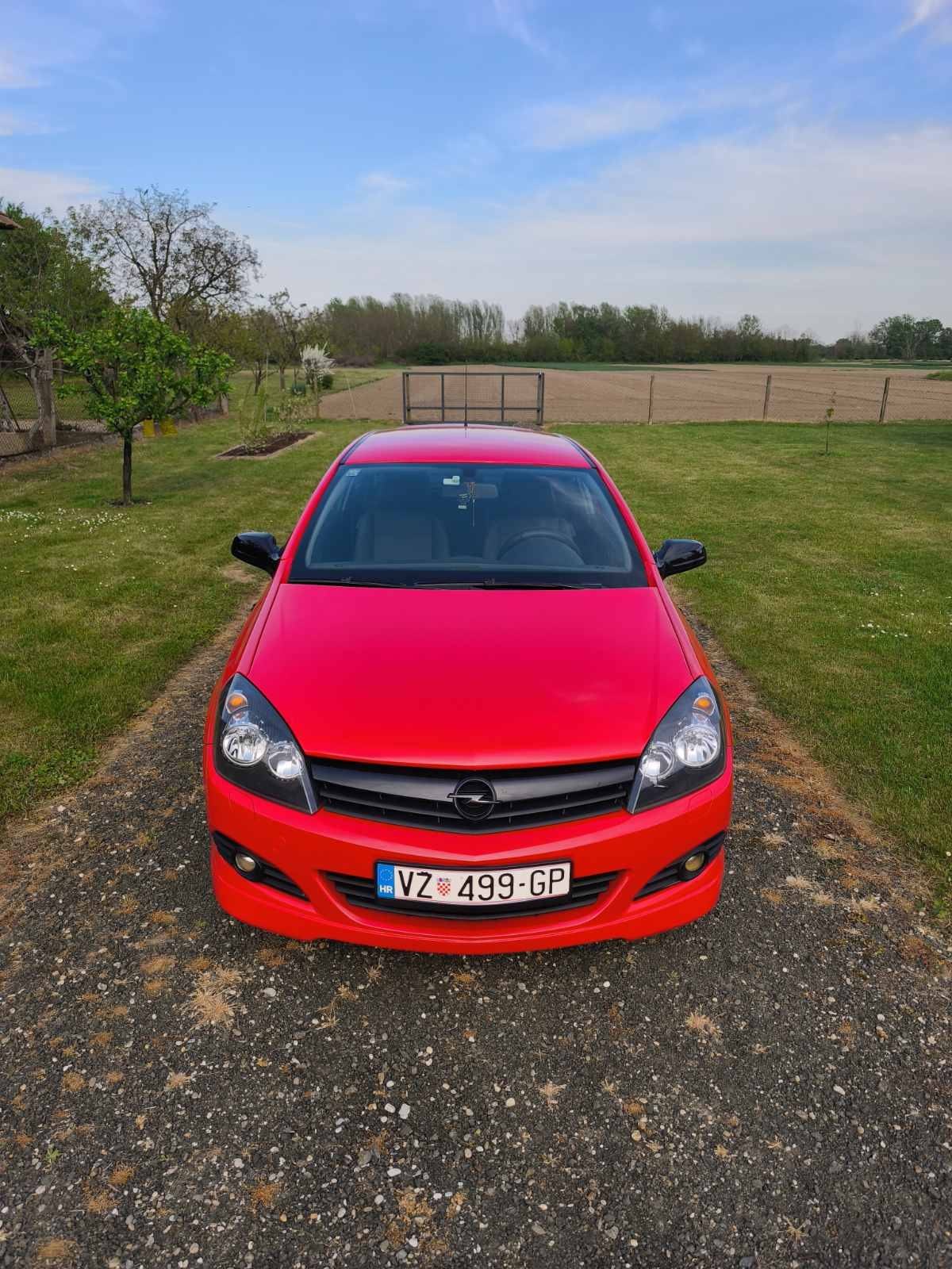 Opel Astra 1,4 16V Easytronic, pogled izvana - slika 2