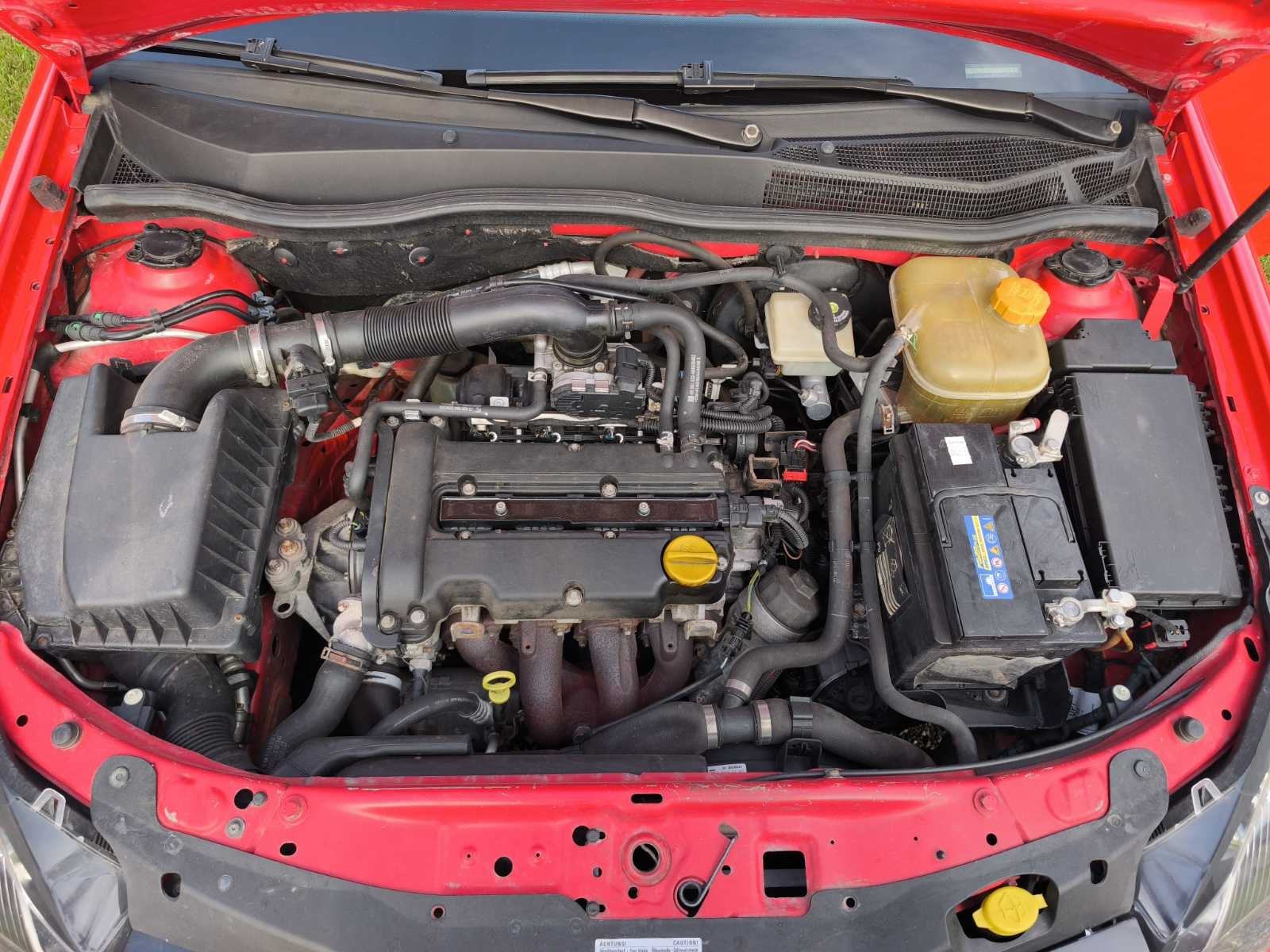 Opel Astra 1,4 16V Easytronic, fotografija 10