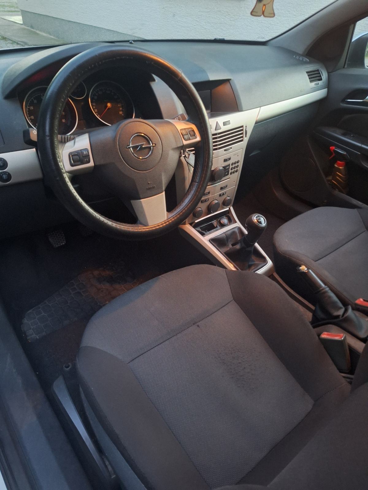 Opel Astra 1,4 16V, 2007 god., fotografija 7