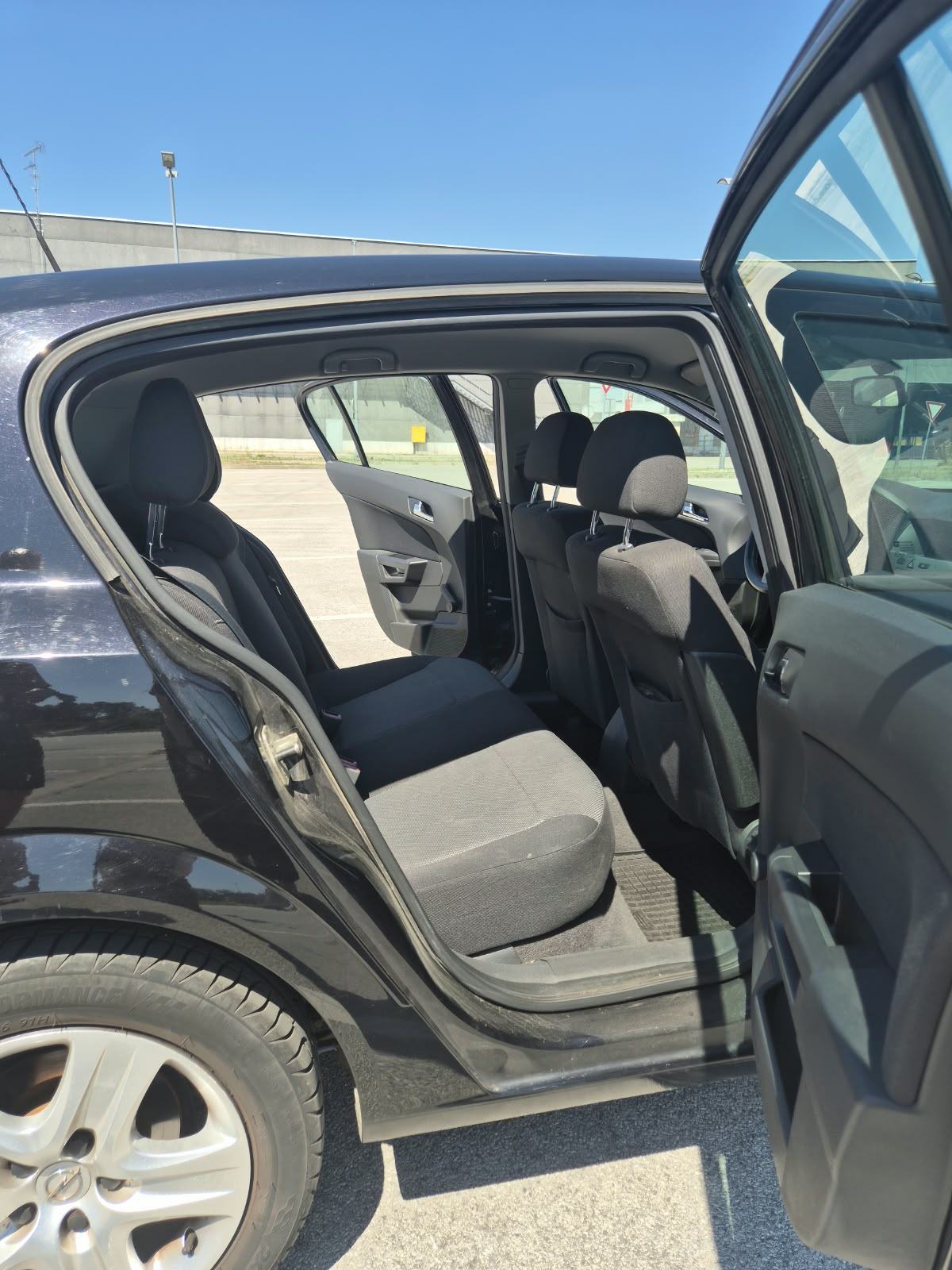 Opel Astra 1,4 16V, fotografija 12