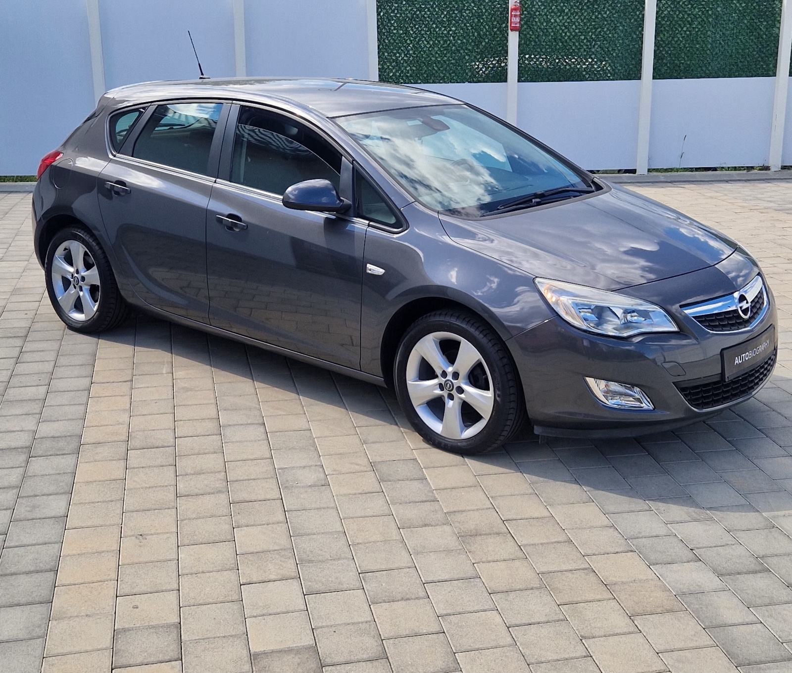 Opel Astra 1,4 benzin 74 kW- Nije turbo • Hr auto• 129.ooo km, fotografija 3