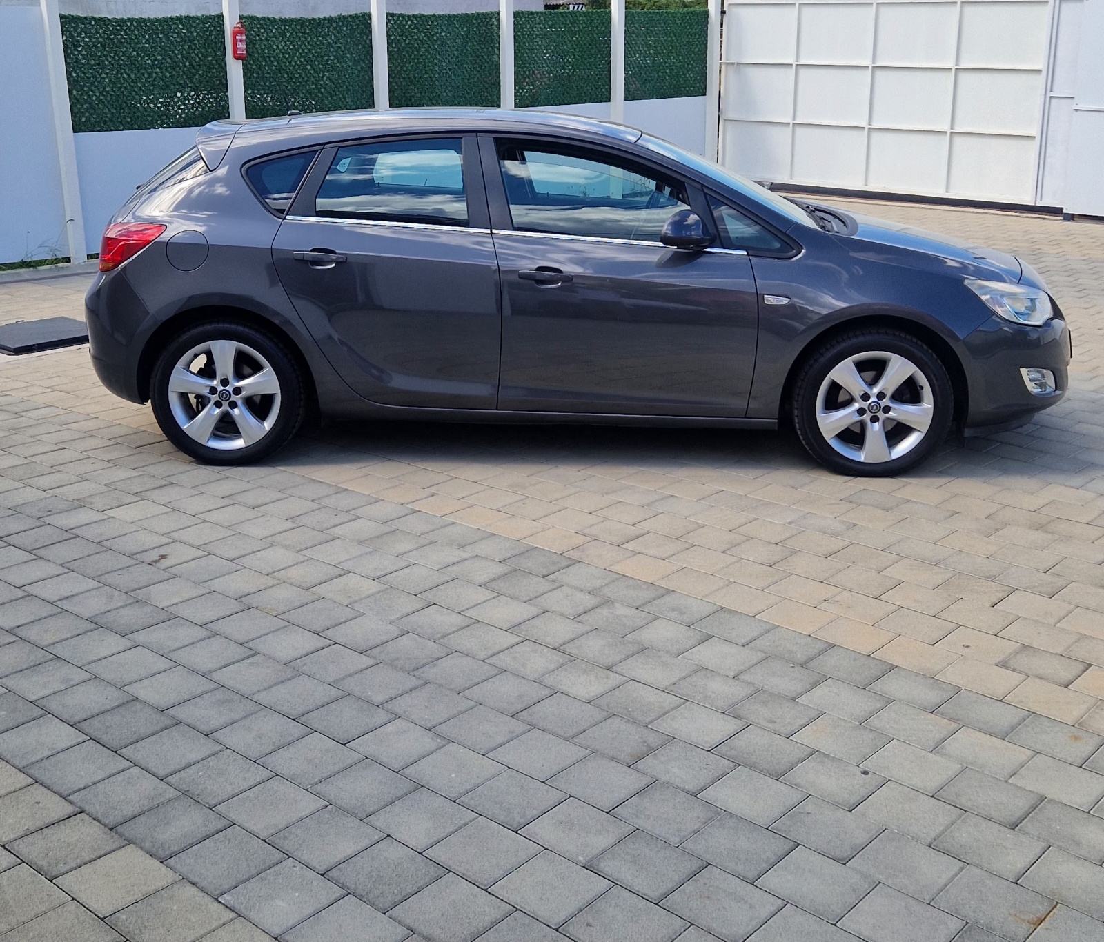 Opel Astra 1,4 benzin 74 kW- Nije turbo • Hr auto• 129.ooo km, fotografija 4