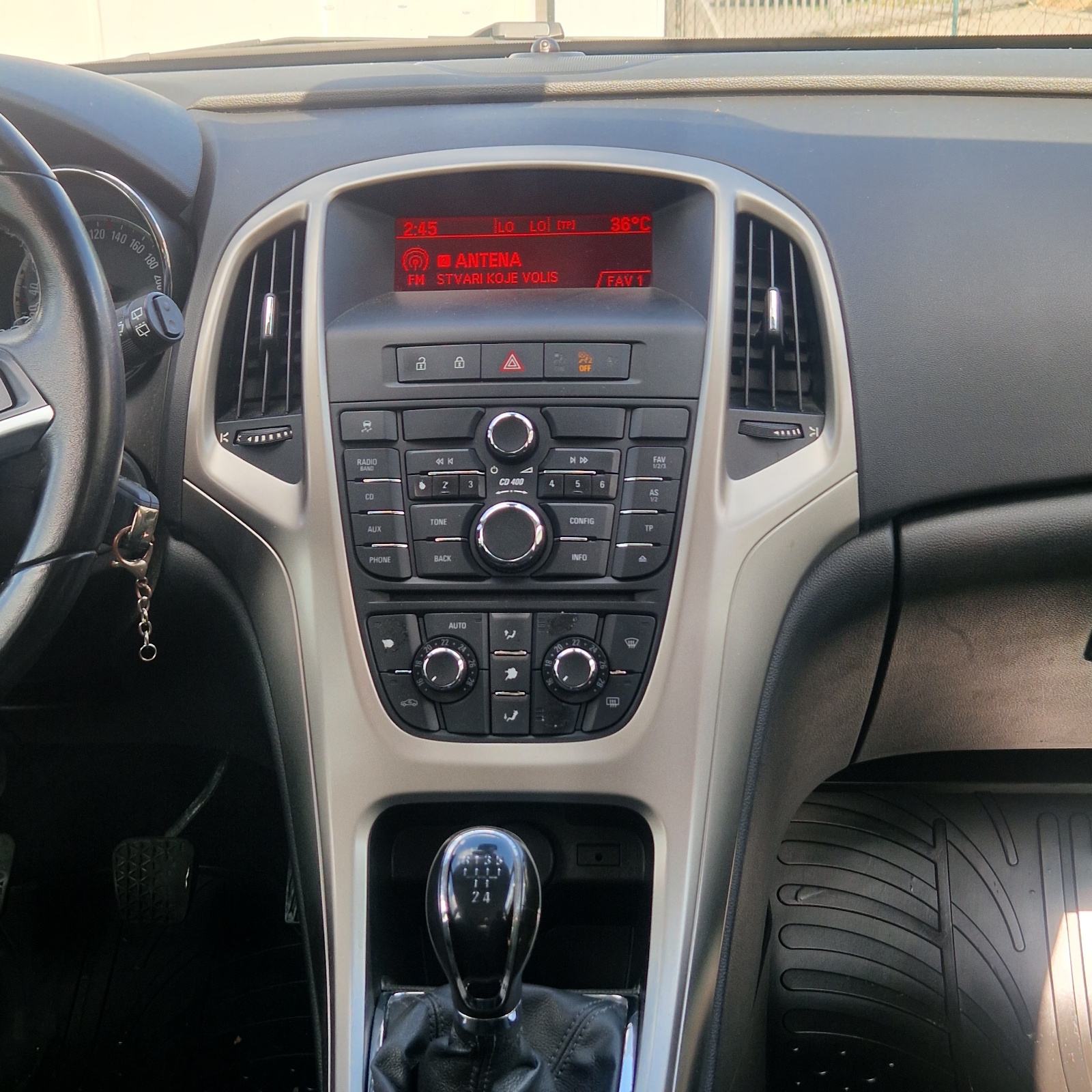Opel Astra 1,4 benzin 74 kW- Nije turbo • Hr auto• 129.ooo km, fotografija 15
