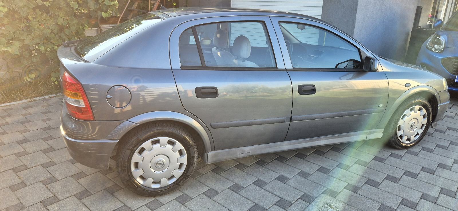 Opel Astra 1,4..KLIMA..90000 KM..HR VOZILO, fotografija 4