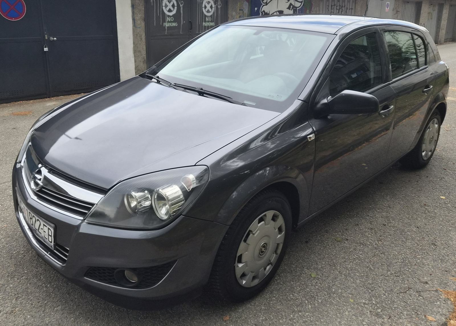 OPEL ASTRA 1.4 REGISTRIRAN DO 16.07.2027 SERVISNA I SVI RAČUNI 2009 GO, fotografija 5