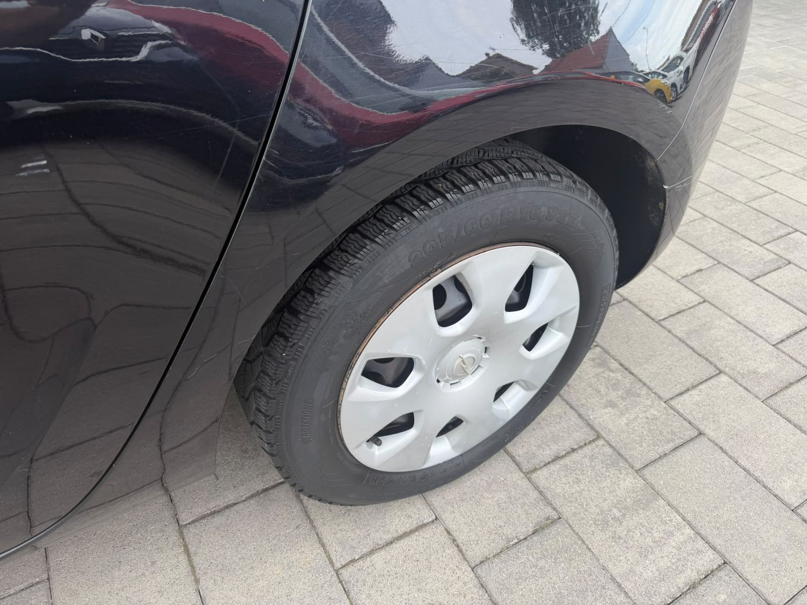 Opel Astra 1.4 - REGISTRIRANA - KLIMA - AUTOKREDIT, fotografija 4