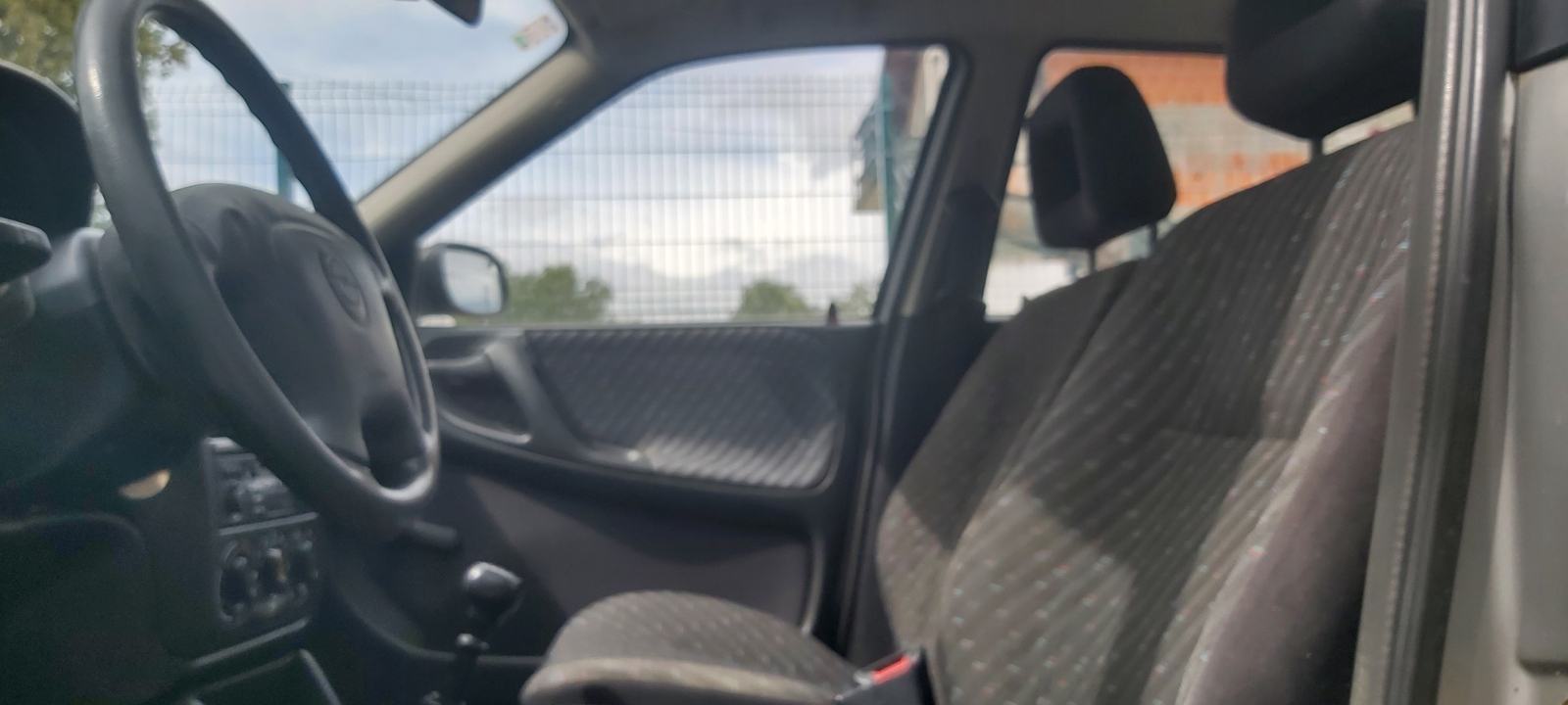 Opel Astra 1,4 I SAMO 82000KM REG GODINU DANA, fotografija 20