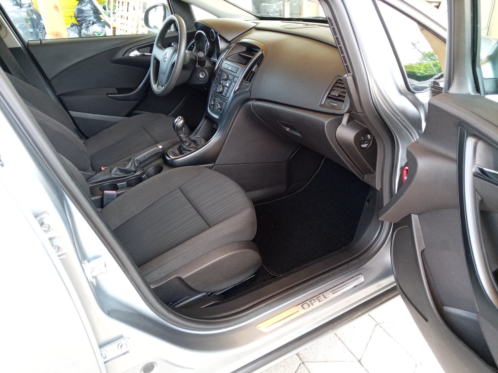 Opel Astra 1,4, fotografija 10