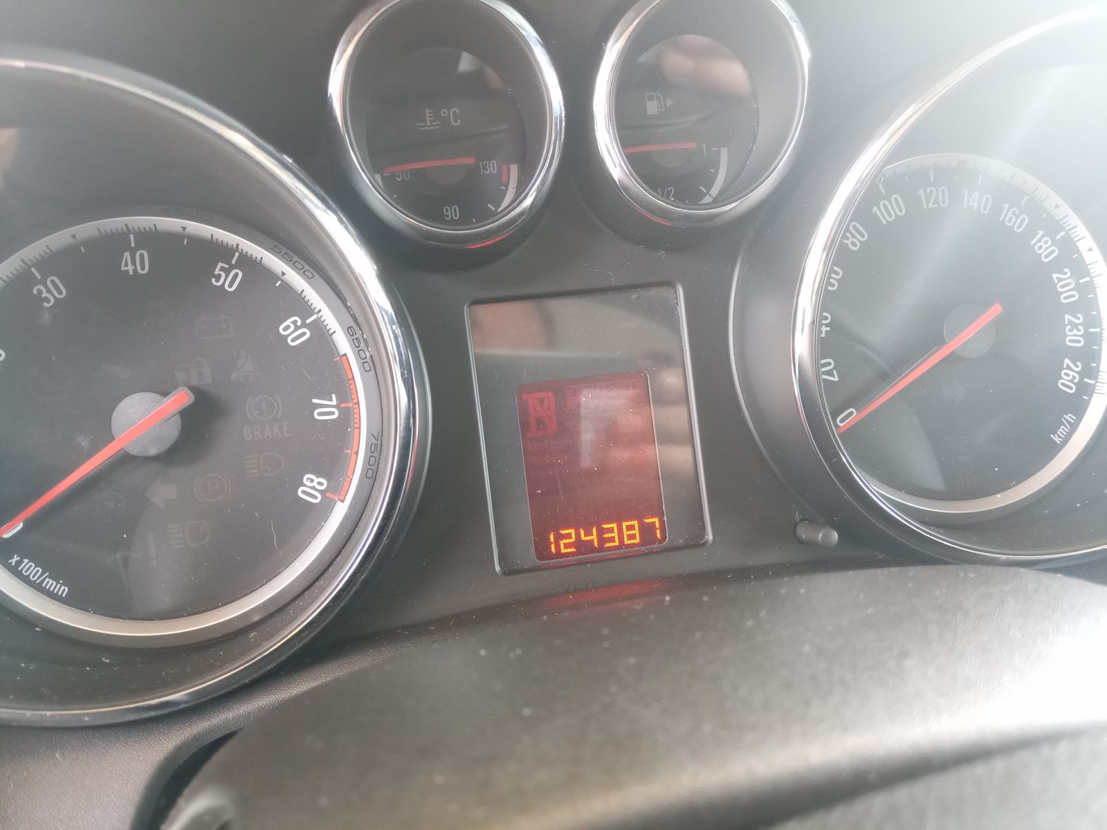 Opel Astra 1,4, fotografija 7