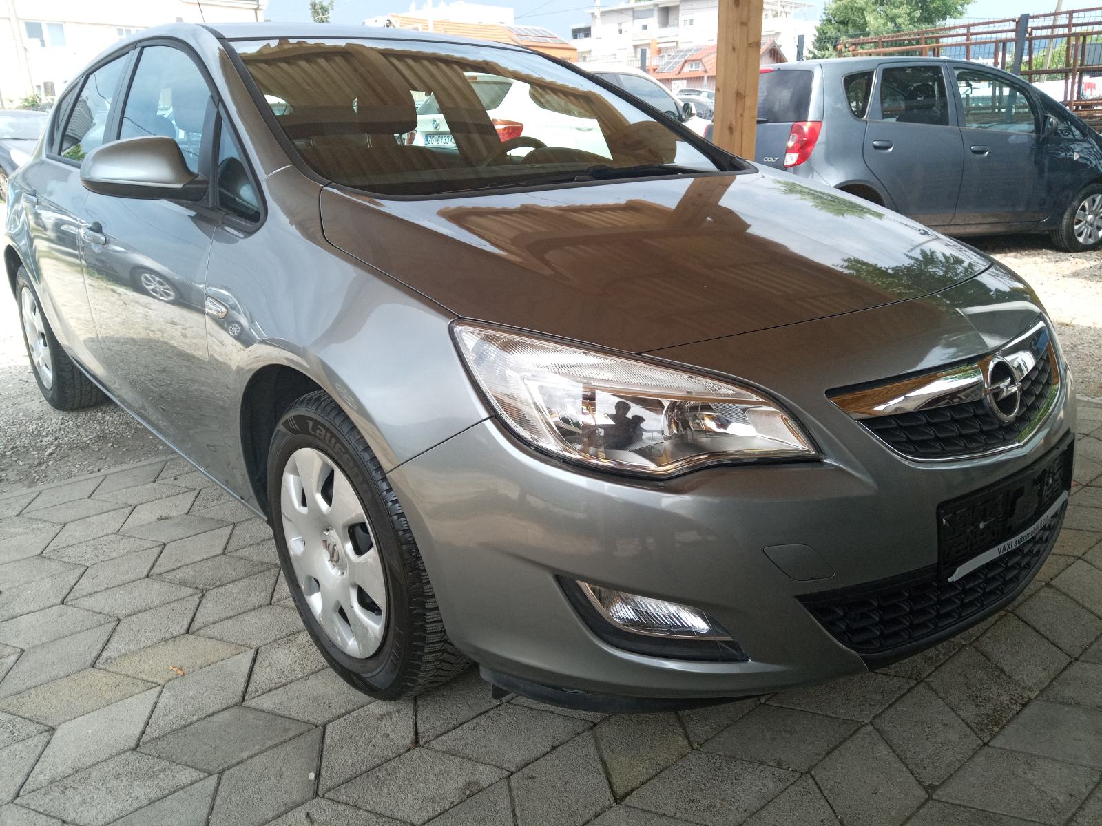 Opel Astra 1,4, fotografija 2