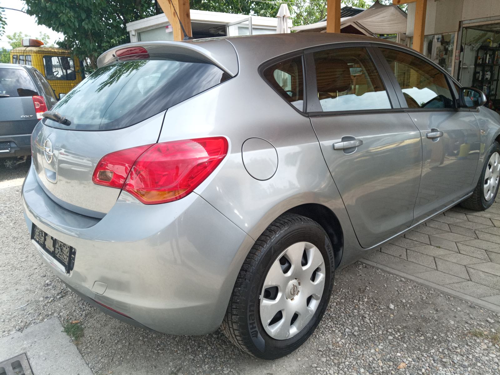 Opel Astra 1,4, fotografija 3