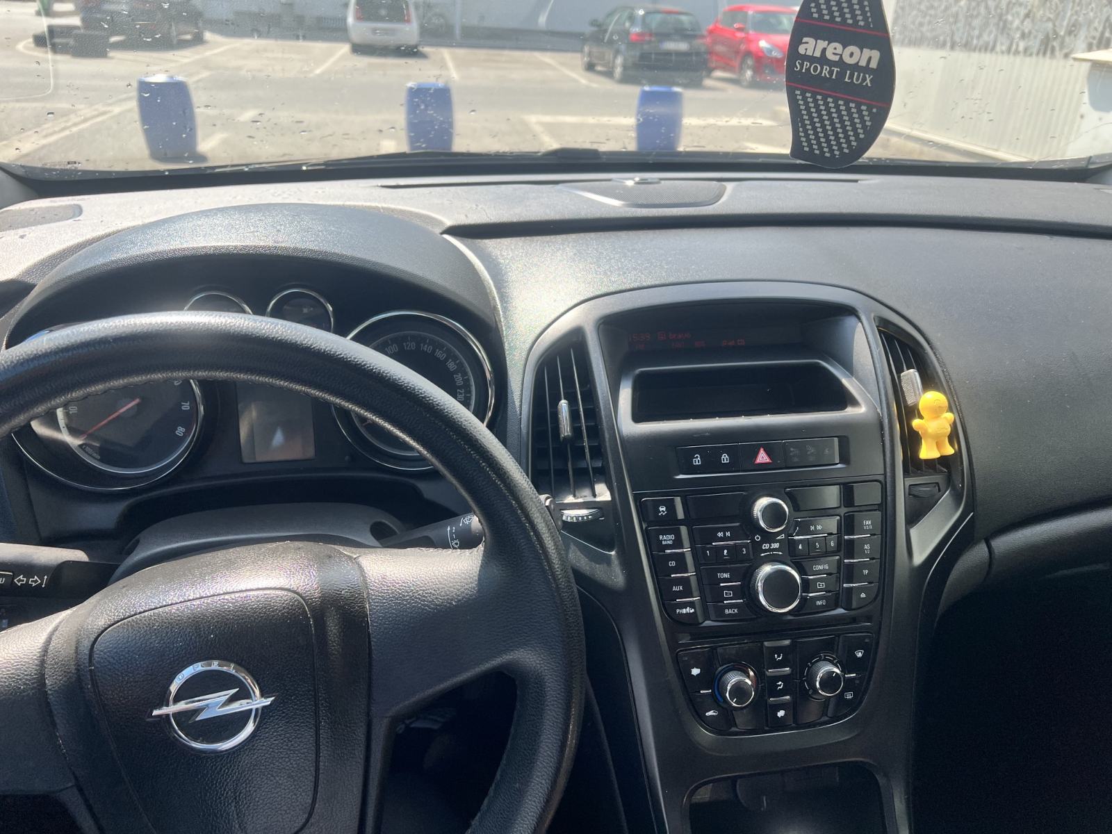 Opel Astra 1,4, fotografija 3