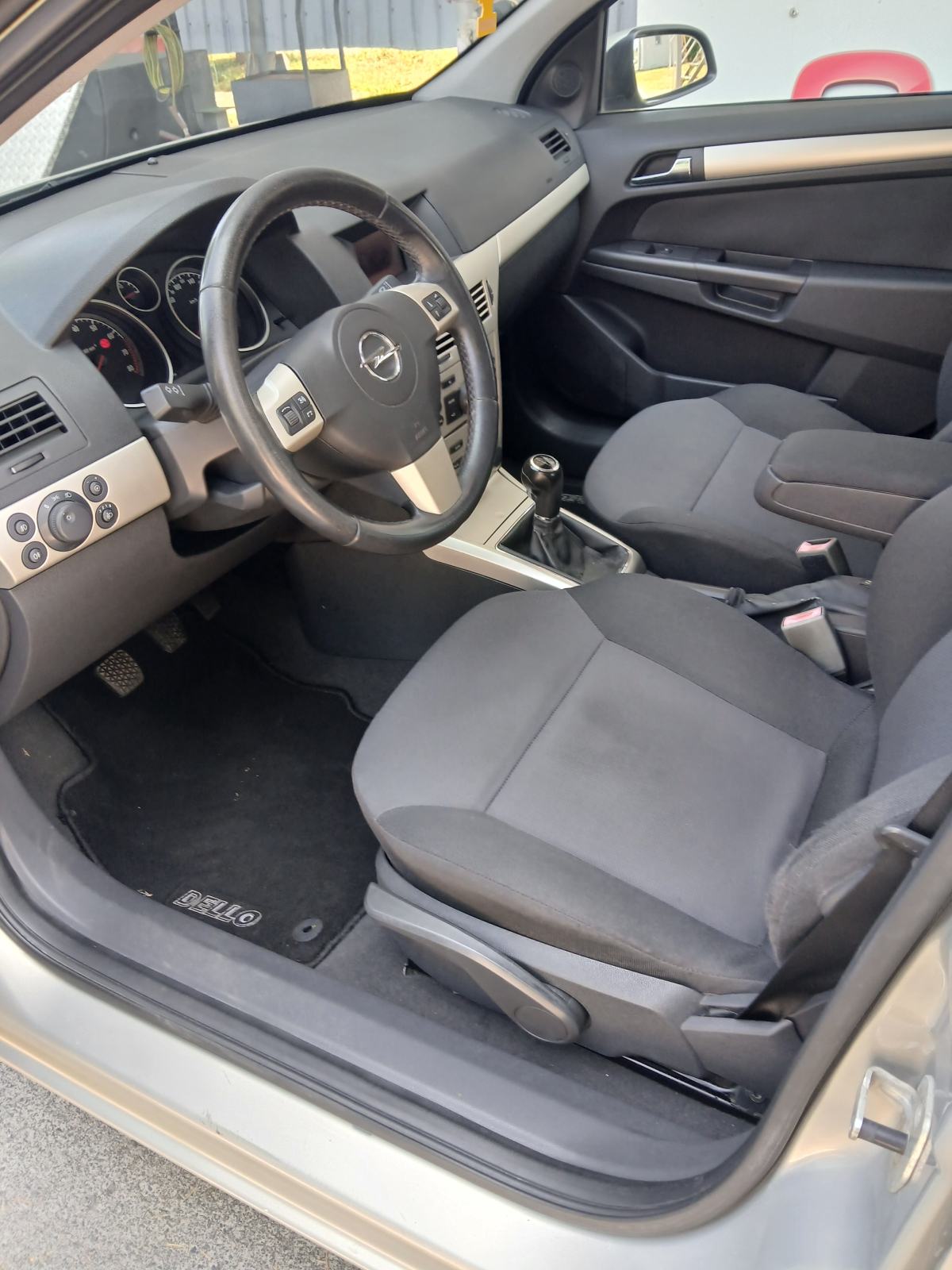 Opel Astra 1,4 TWINPORT HR VOZILO SAMO 167 TKM, fotografija 5