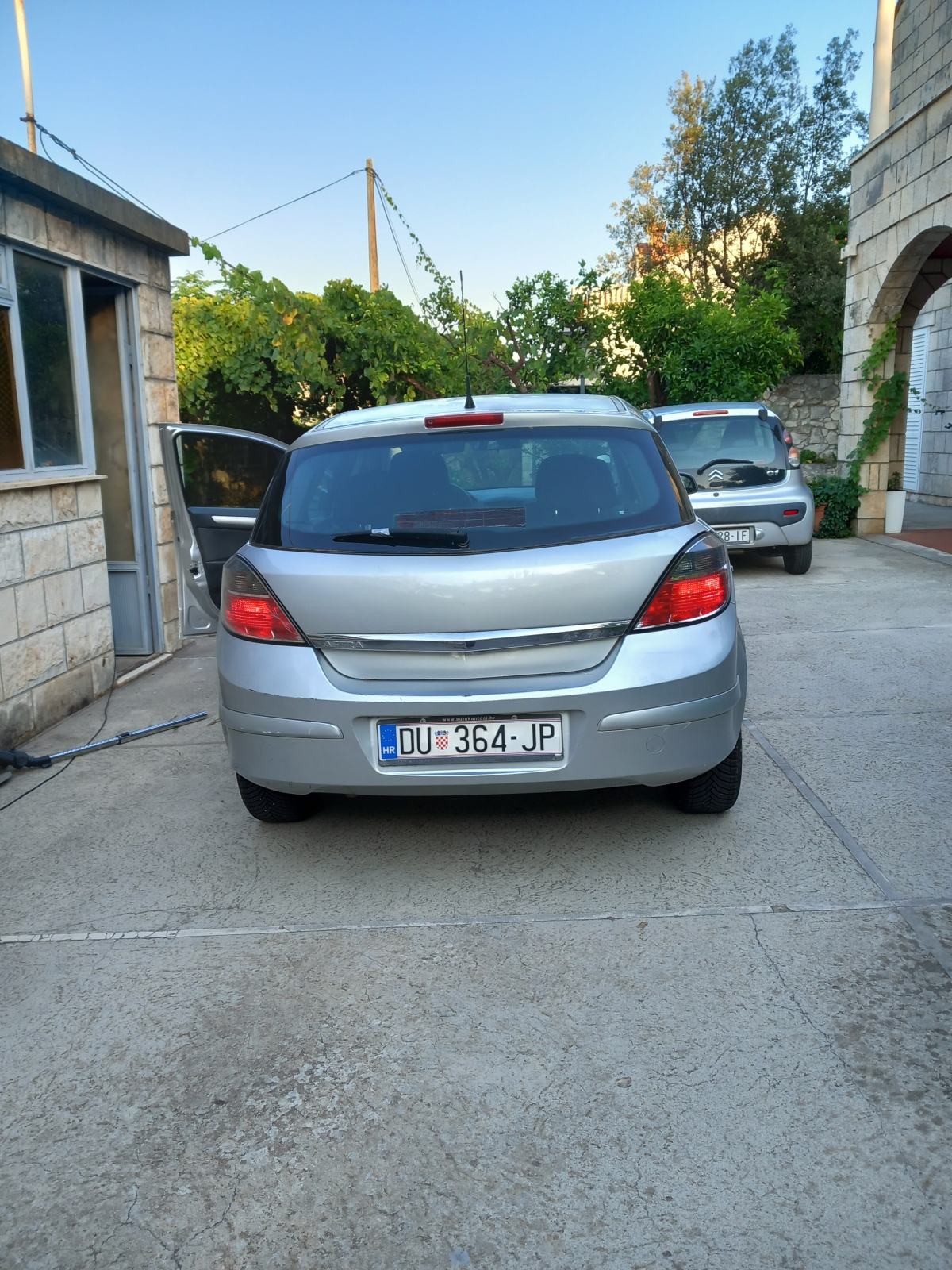Opel Astra 1,4, fotografija 4
