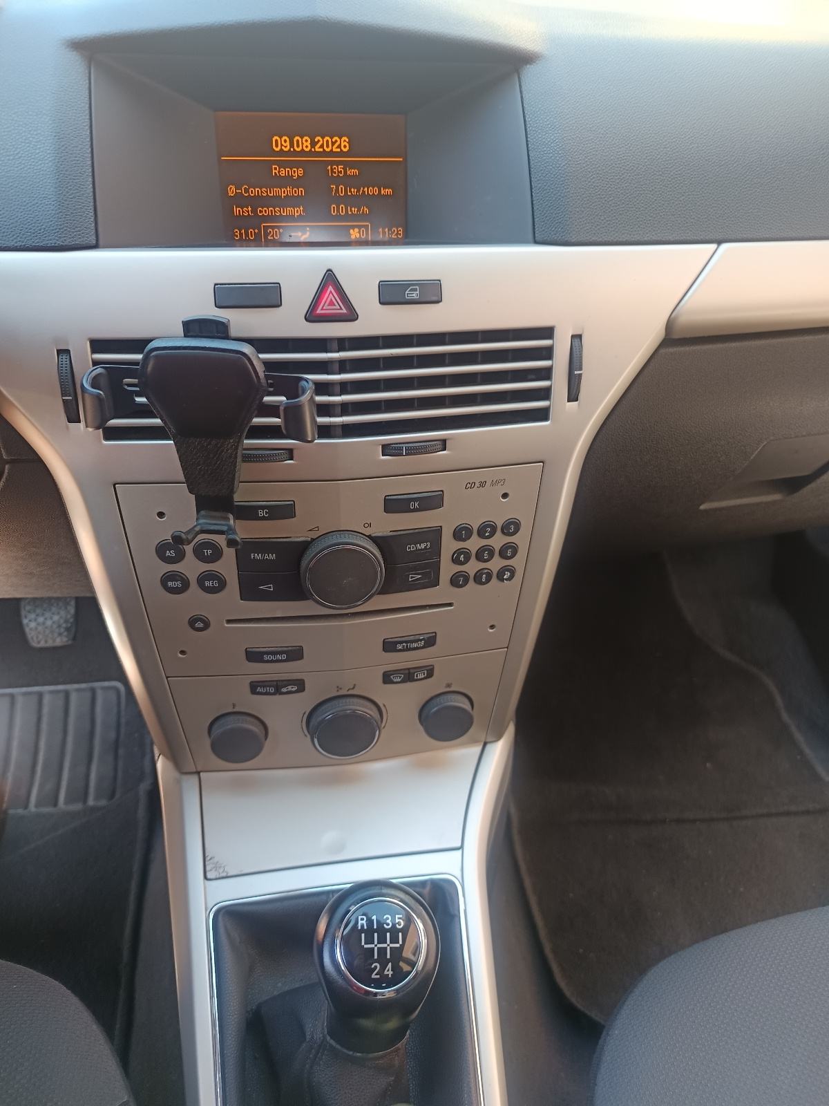 Opel Astra 1,4, fotografija 2
