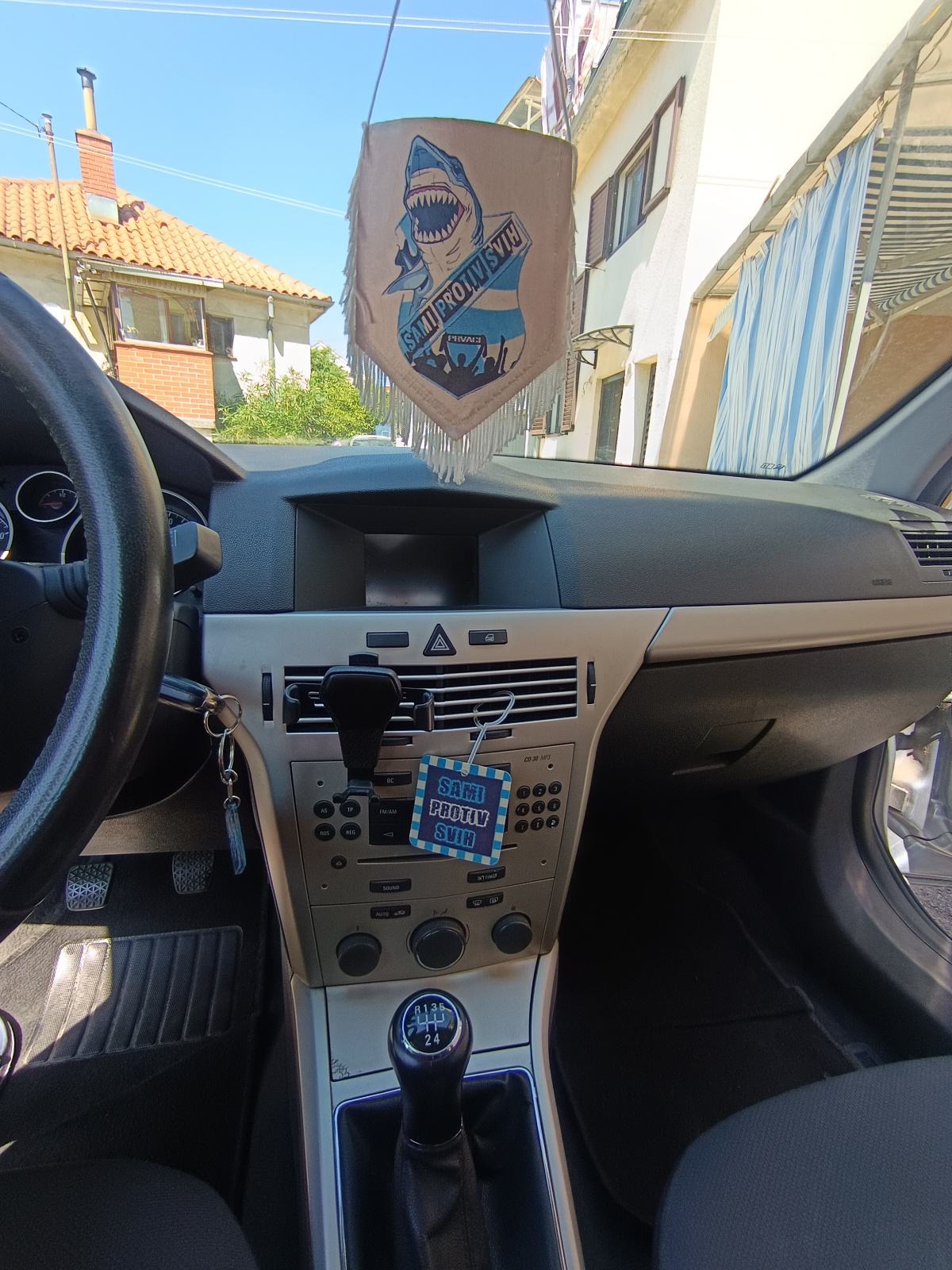 Opel Astra 1,4, fotografija 4