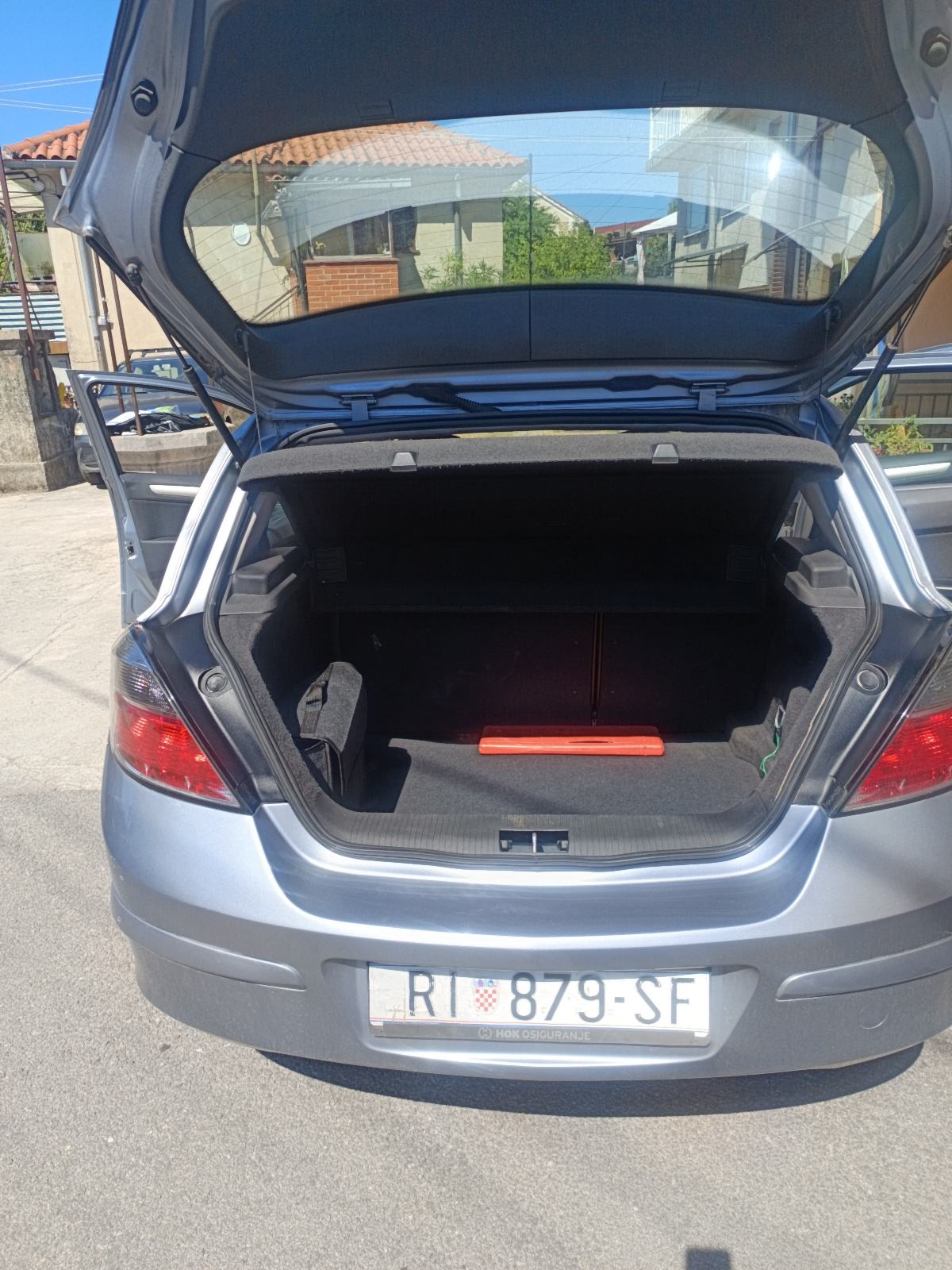 Opel Astra 1,4, fotografija 5
