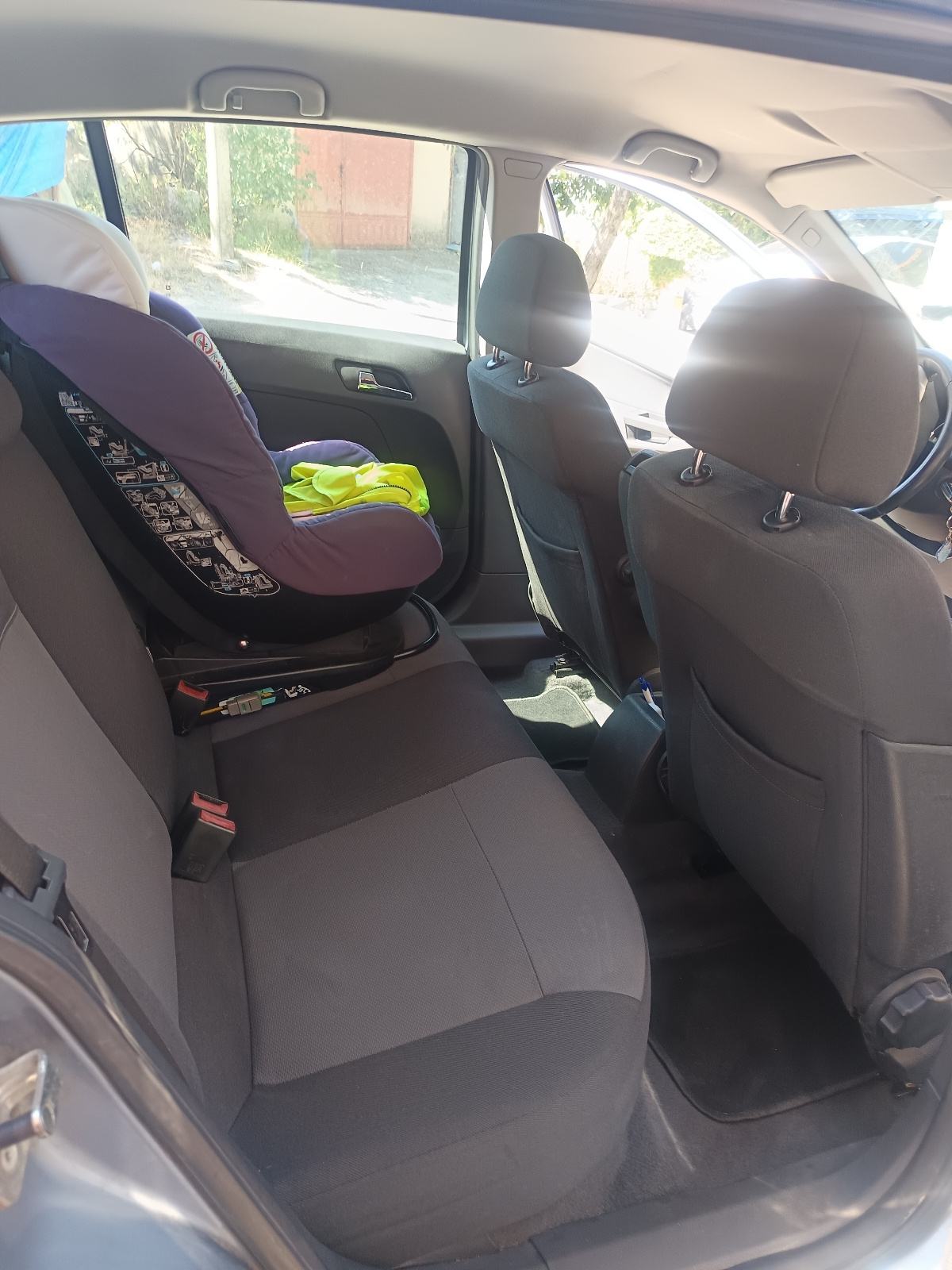 Opel Astra 1,4, fotografija 7