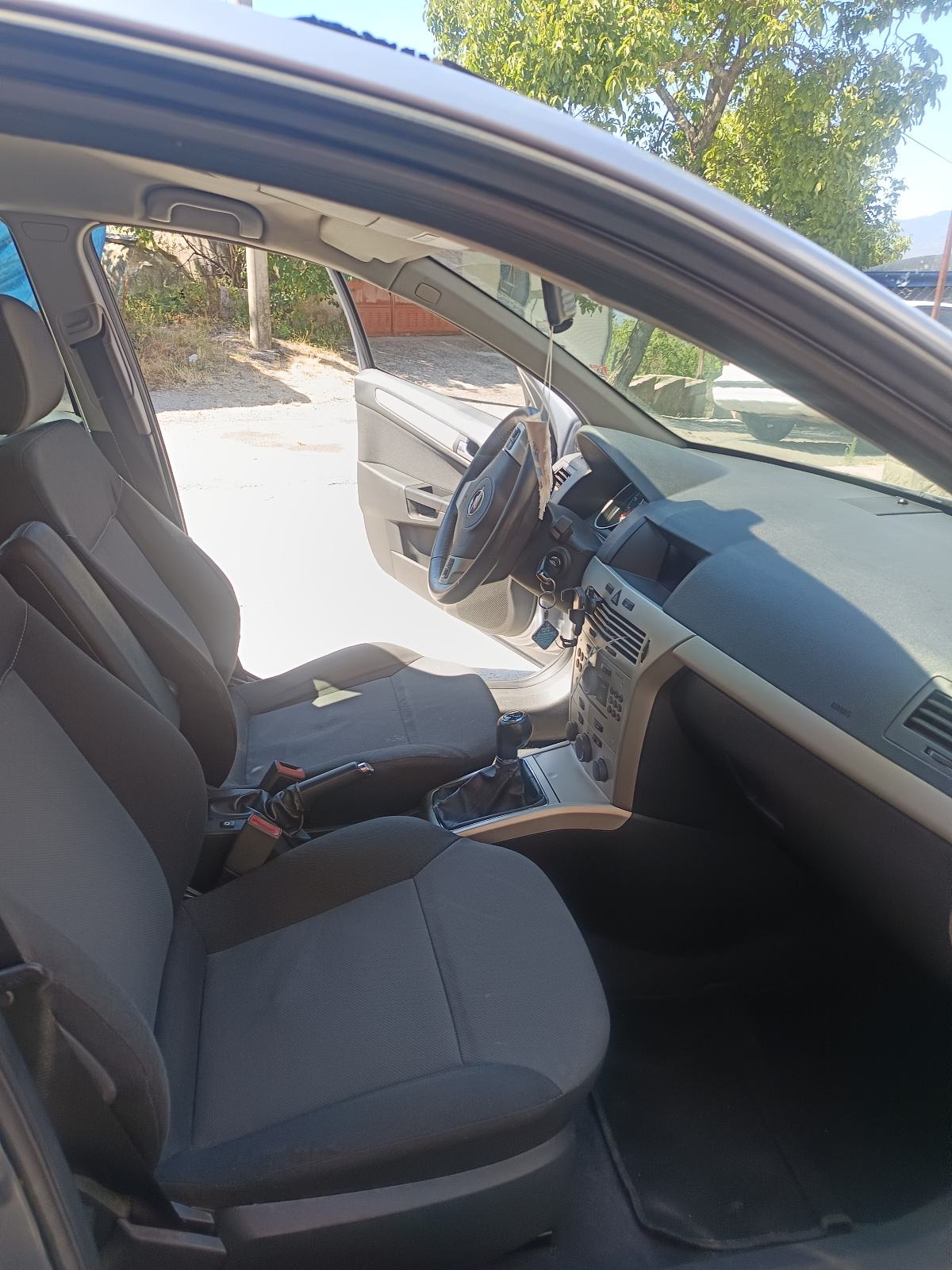 Opel Astra 1,4, fotografija 8
