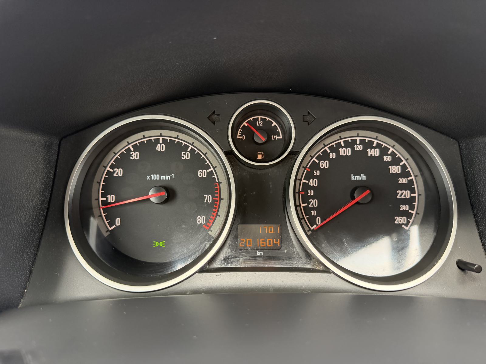 Opel Astra 1,4 - TOP STANJE - NOVE GUME - NOVO KVAČILO, fotografija 17